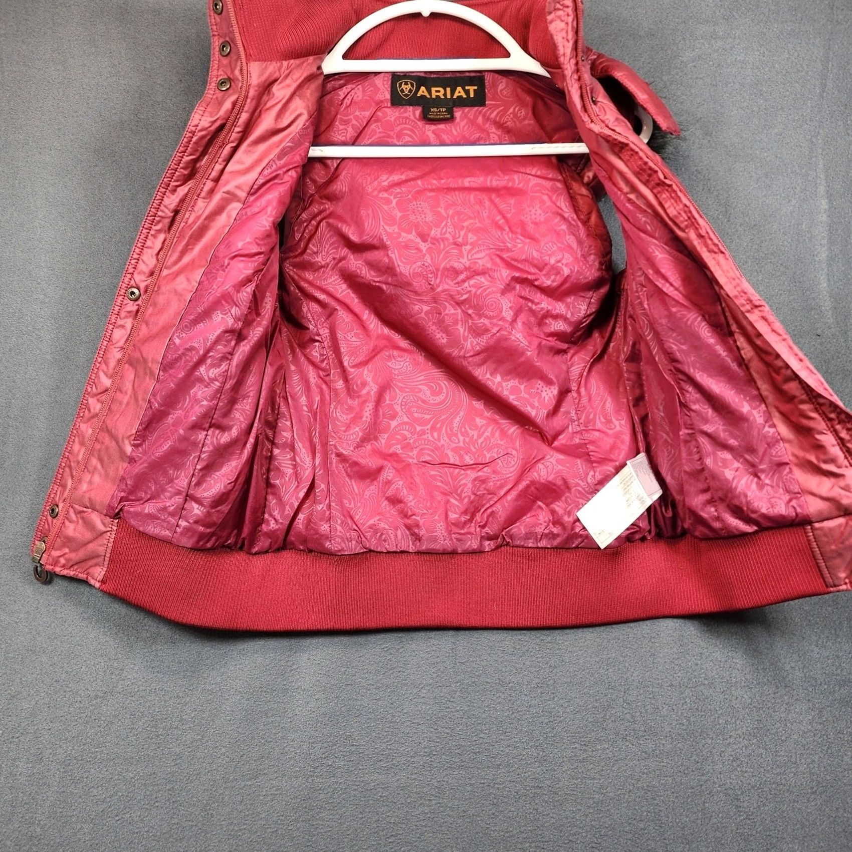 Ariat Ariat Womens Vest XS Pink Full Zip Quilted Puffer Faux Fur Trim Pockets Vest Ladies XS Pink Quilted Puffer Vest Size XS / US 0-2 / IT 36-38 - 6 Thumbnail