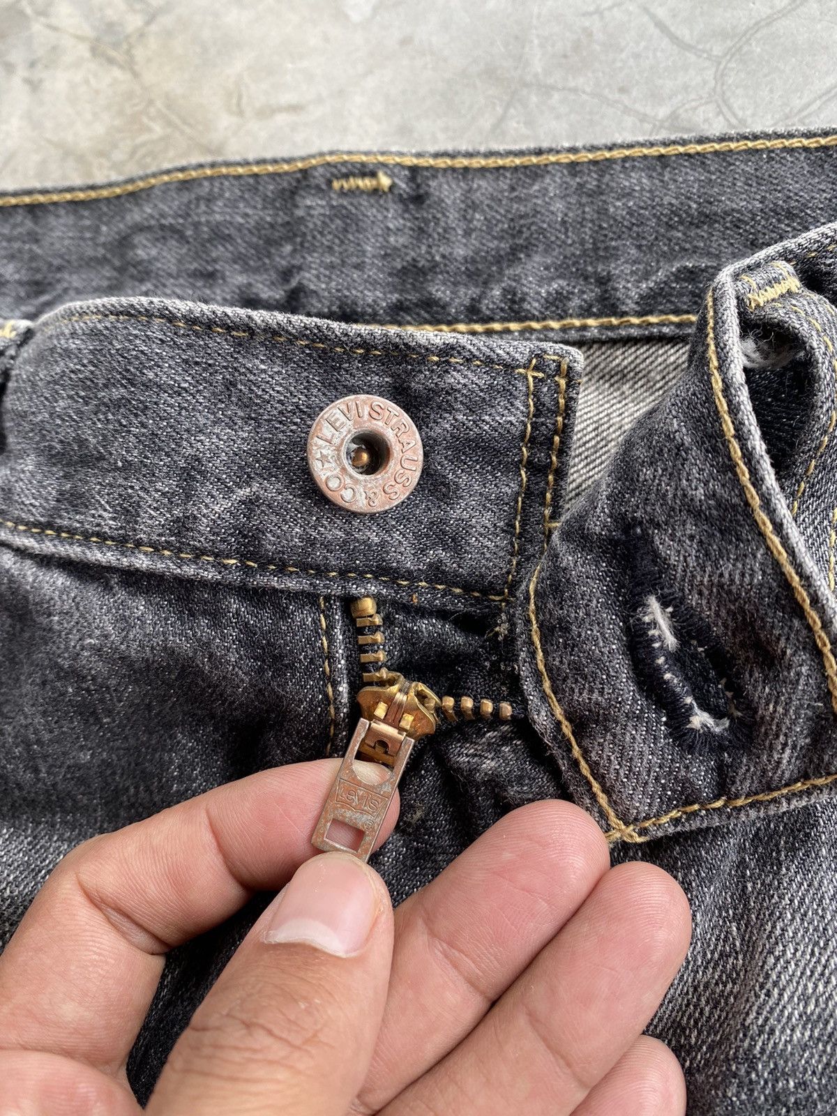 Levi's × Vintage Baggy Jeans Vintage Levi’s 502 Faded Black Denim Size US 34 / EU 50 - 5 Thumbnail