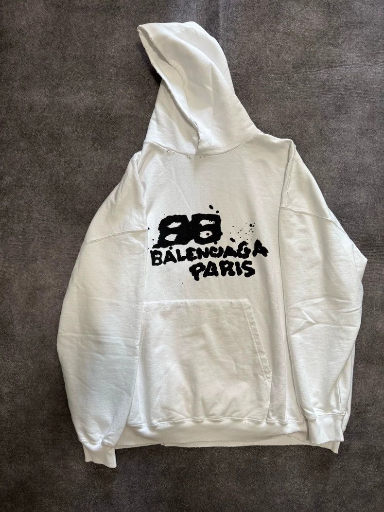 Balenciaga Balenciaga Double b graffiti hoodie Size US S / EU 44-46 / 1 - 1 Thumbnail