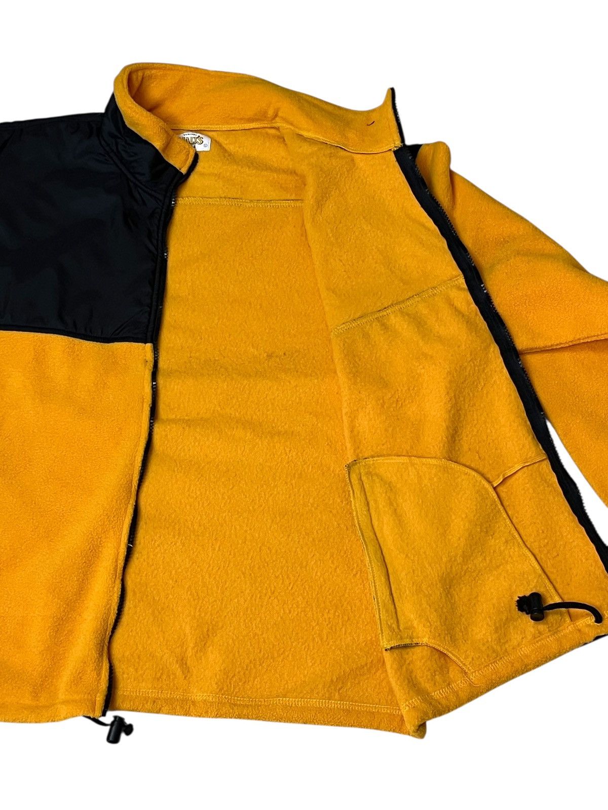 Japanese Brand Vintage SUNTORY MALT’S BEER fleece jacket Size US XL / EU 56 / 4 - 4 Thumbnail