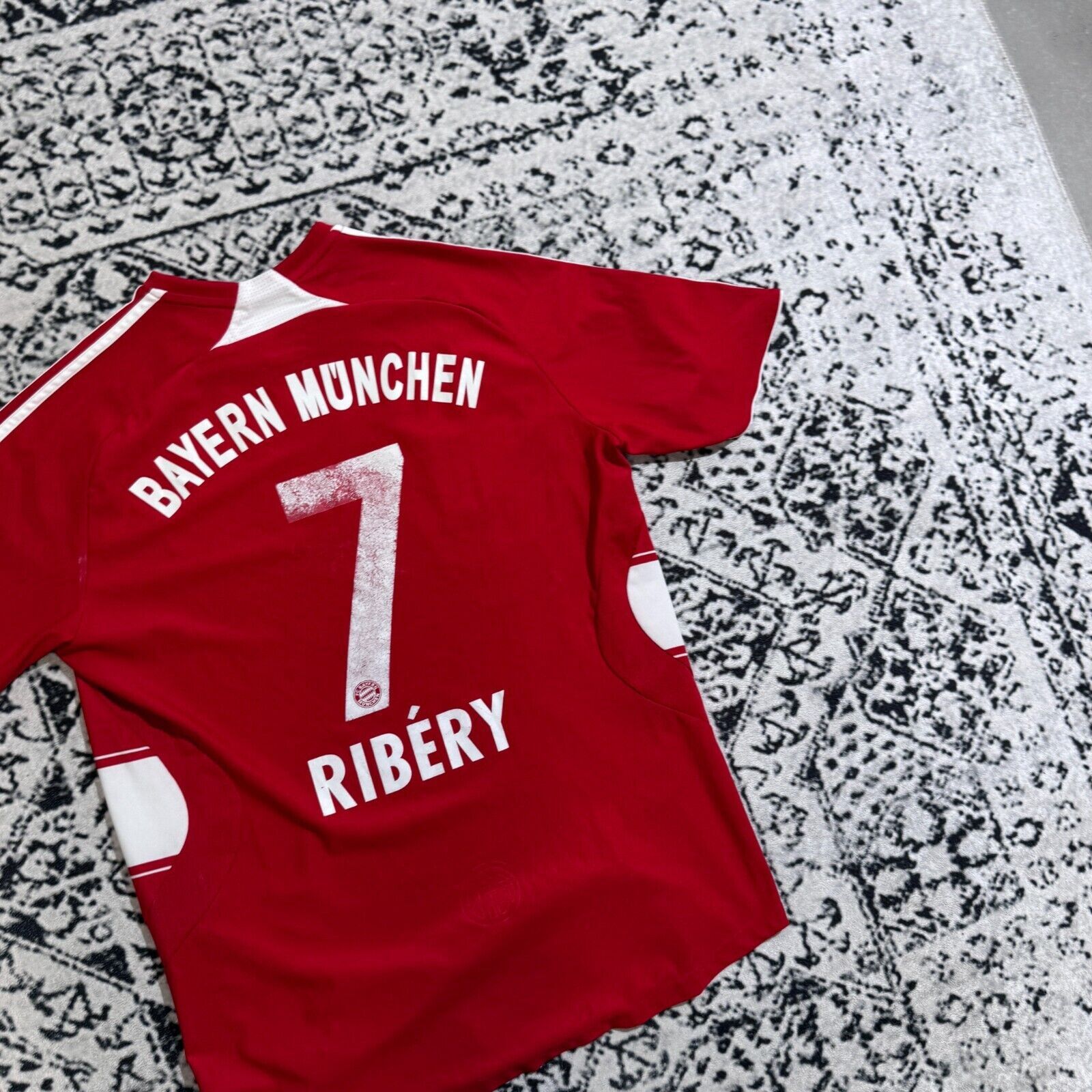 Adidas × Vintage Adidas Red White Polyester Jersey T-Shirt Size munchen Size US M / EU 48-50 / 2 - 4 Thumbnail