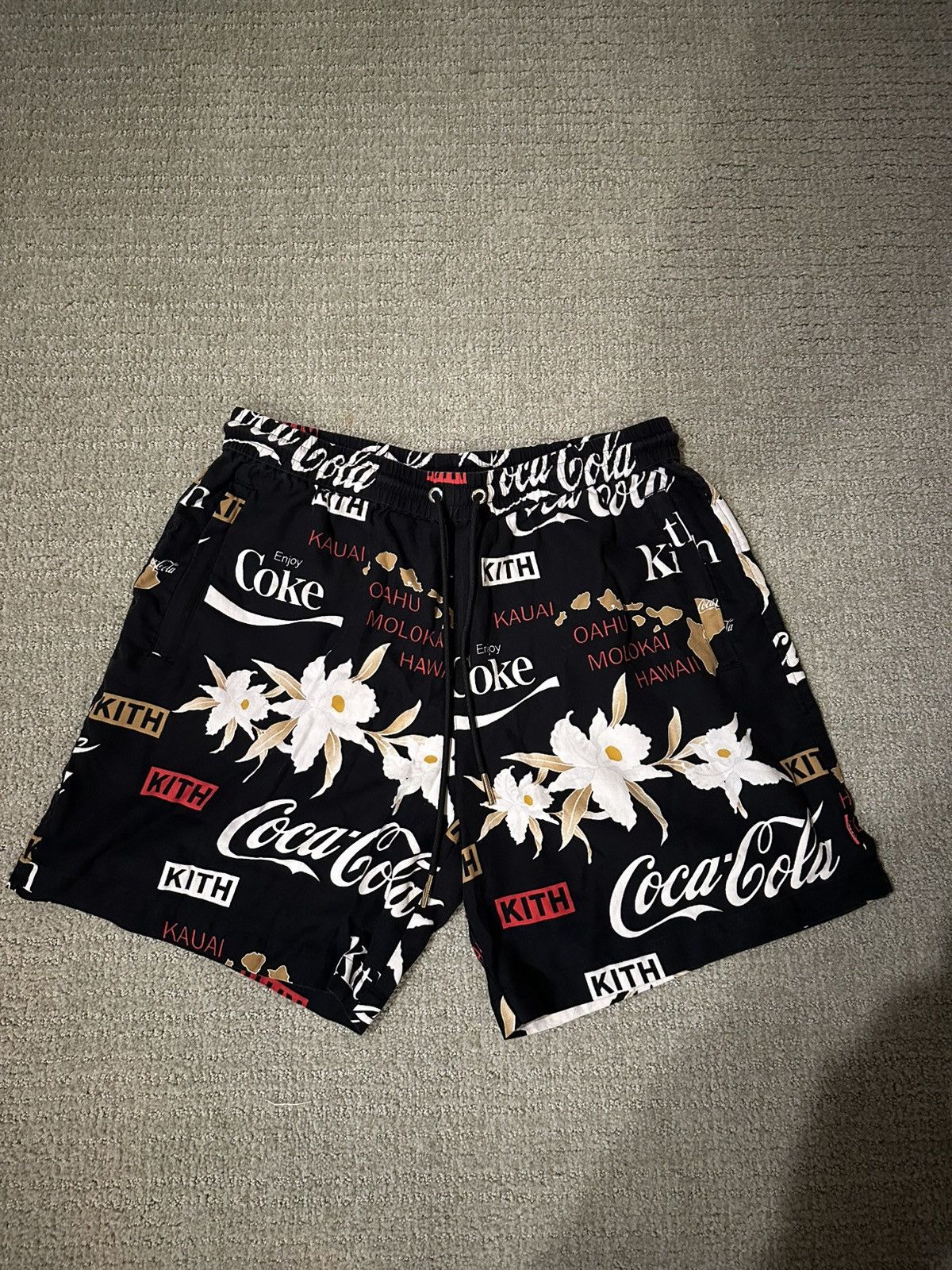 Coca Cola × Kith Kith X Coca Cola shorts Size US 33 - 1 Thumbnail