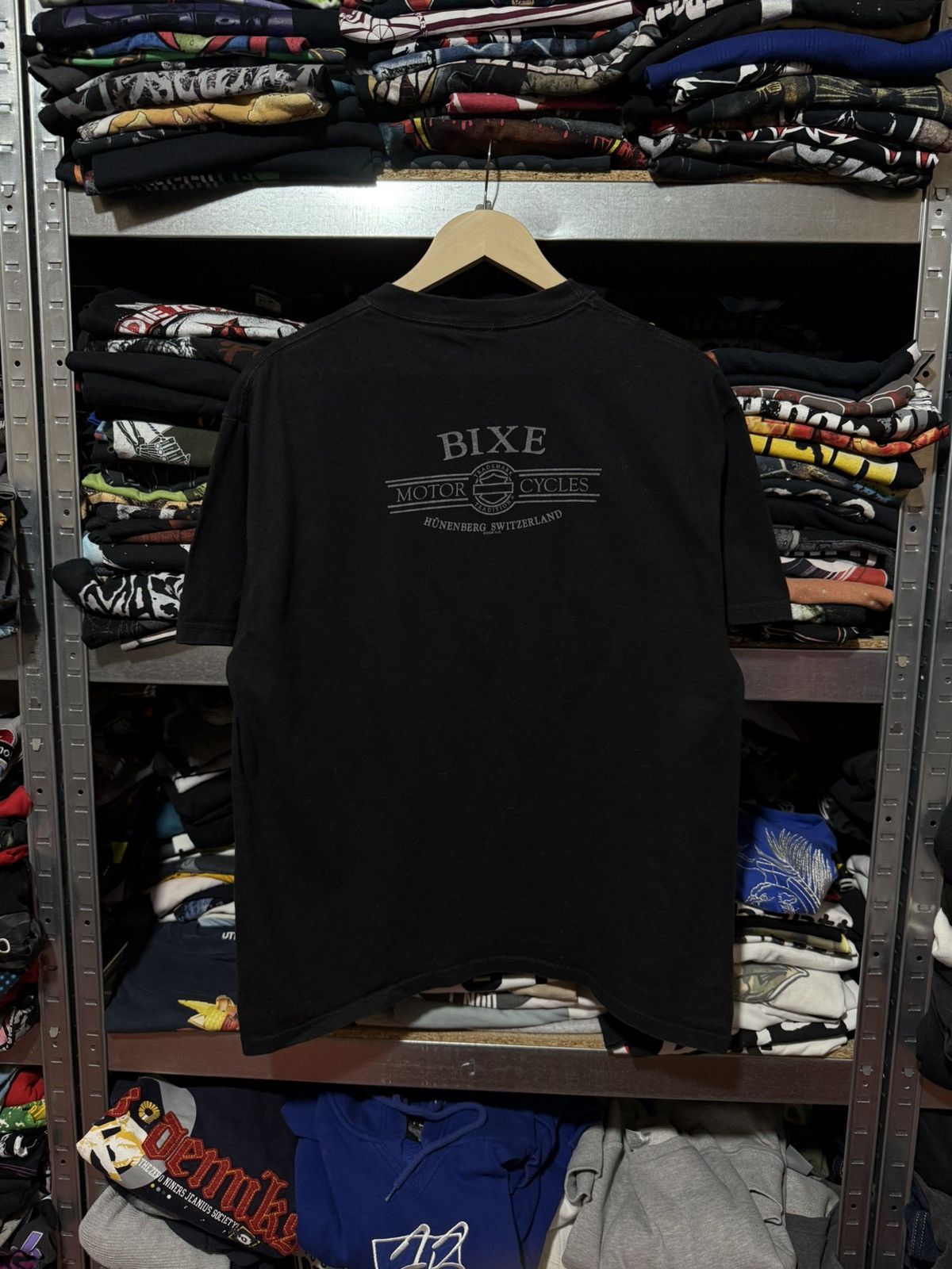 Vintage Vintage 2009 Harley Davidson Motorcycles Switzerland T-Shirt Size US L / EU 52-54 / 3 - 2 Thumbnail