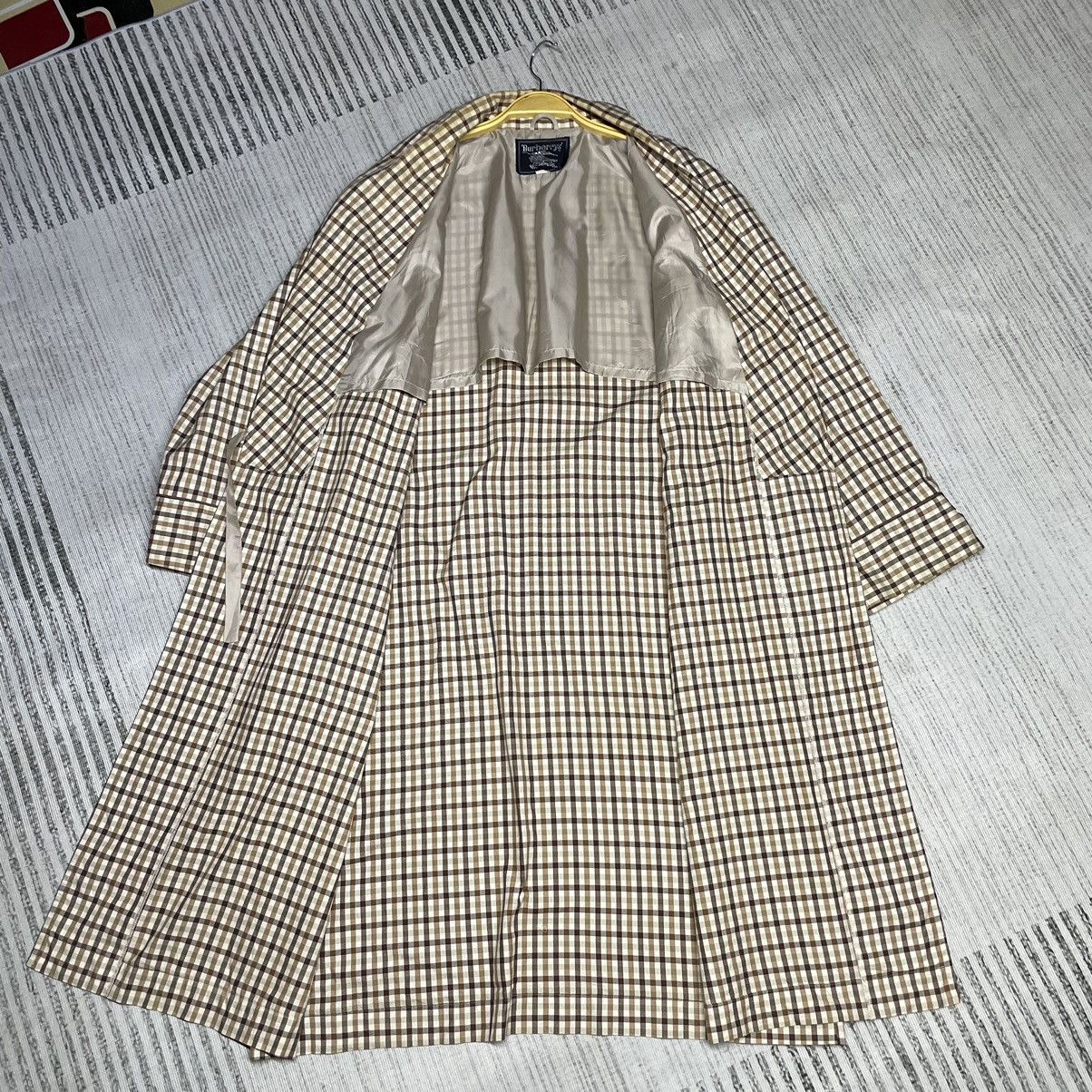 Burberry a72 Vintage Burberrys Nova Robe Size US L / EU 52-54 / 3 - 13 Thumbnail