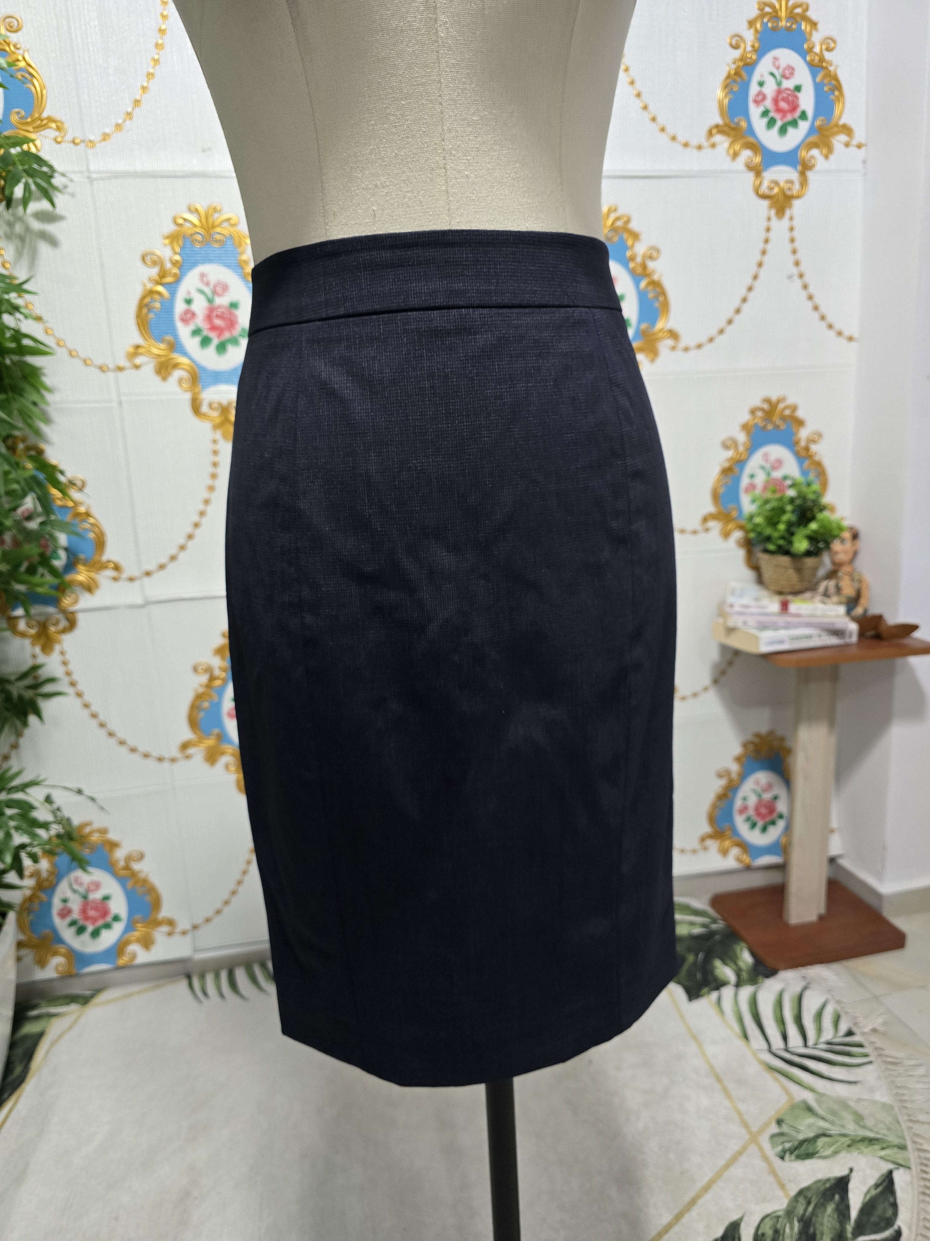 RED Valentino VALENTINO RED skirt women LUXURY BEAUTIFUL, ZIP Size 28" / US 6 / IT 42 - 3 Thumbnail