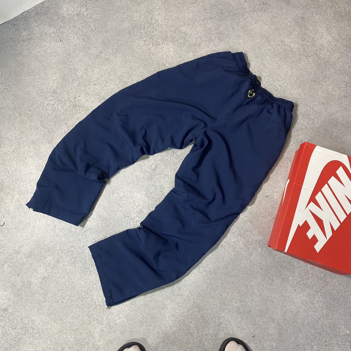 Nike Vintage nike track pants barcelona Y2K drill nylon Size US 30 / EU 46 - 16 Thumbnail