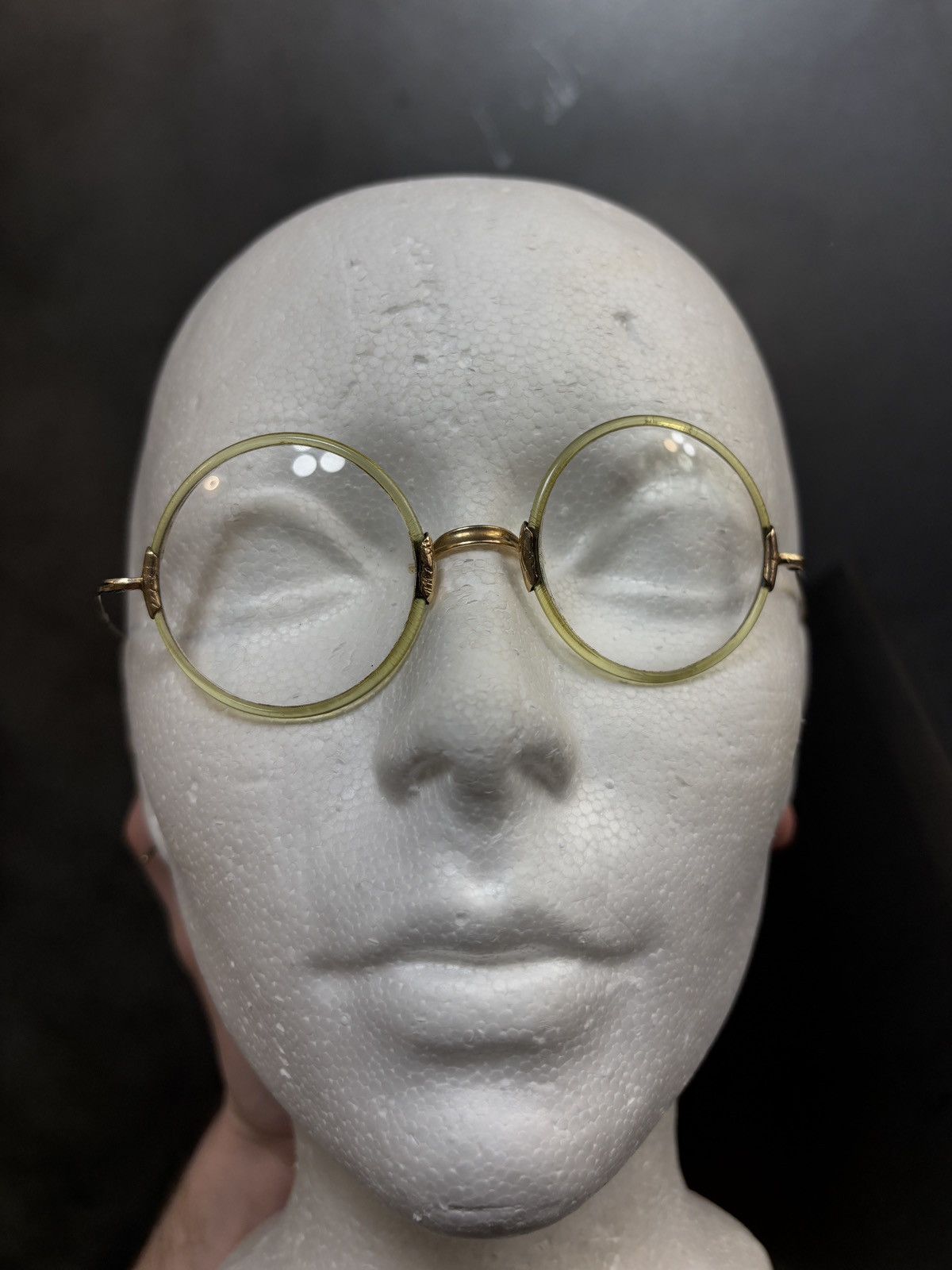Shuron Antique Eyeglasses 1910s Shur-On Optical Gold F Round Frames Size ONE SIZE - 16 Thumbnail