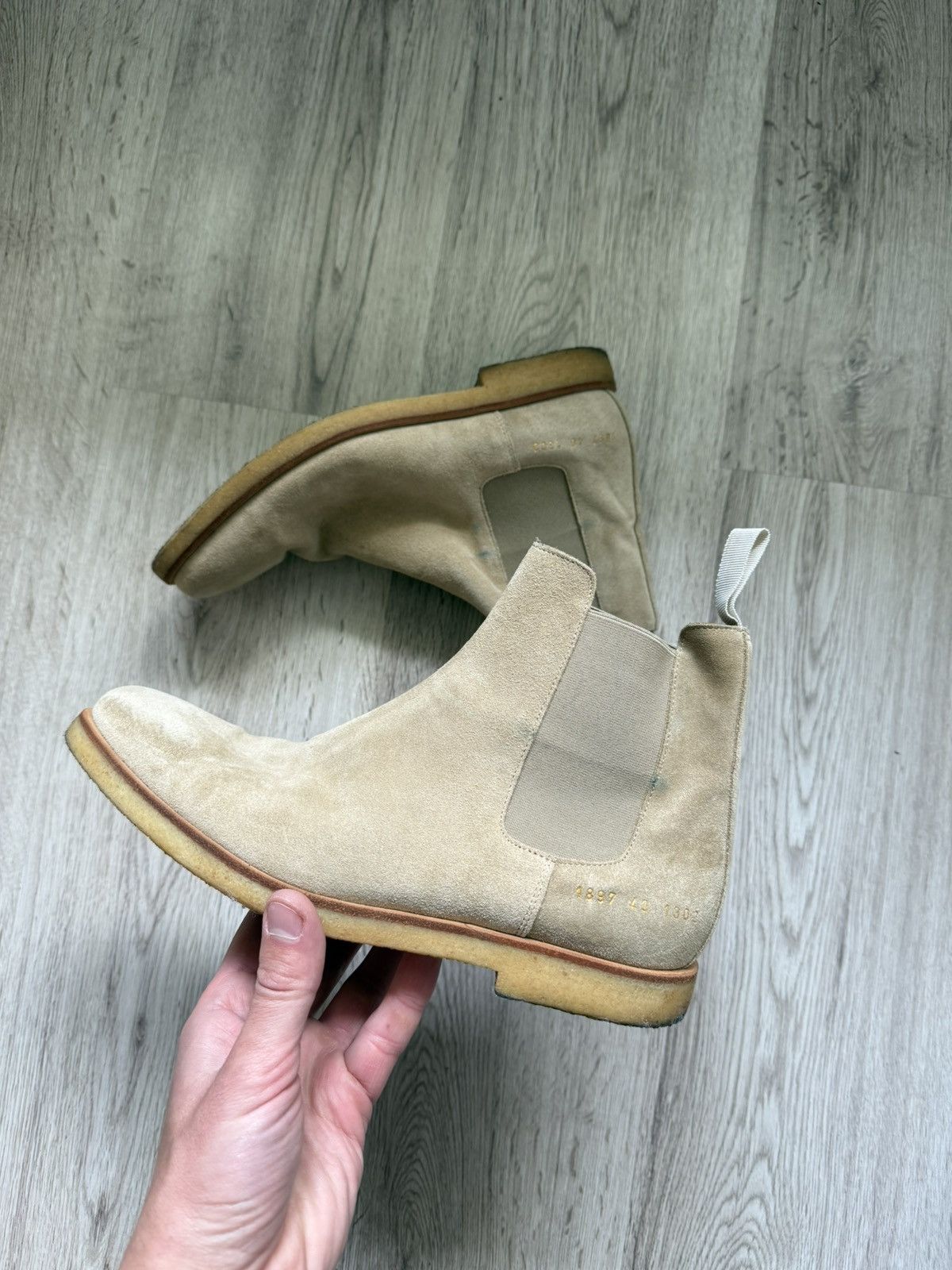 Common Projects Common Projects Beige Chelsea Boots Made in Italy EU40 US7 Size US 7 / EU 40 - 1 Thumbnail