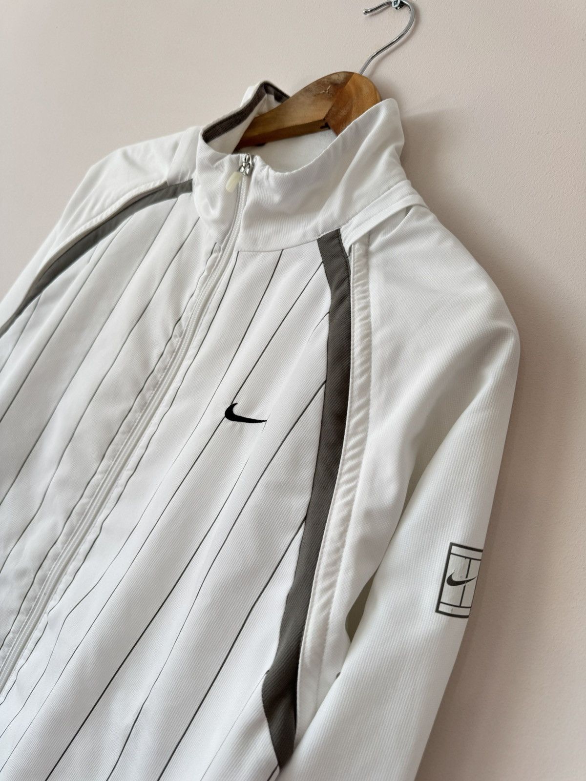 Nike Vintage Nike Zip Transformer Track Jacket White Tracksuit Size US L / EU 52-54 / 3 - 6 Thumbnail