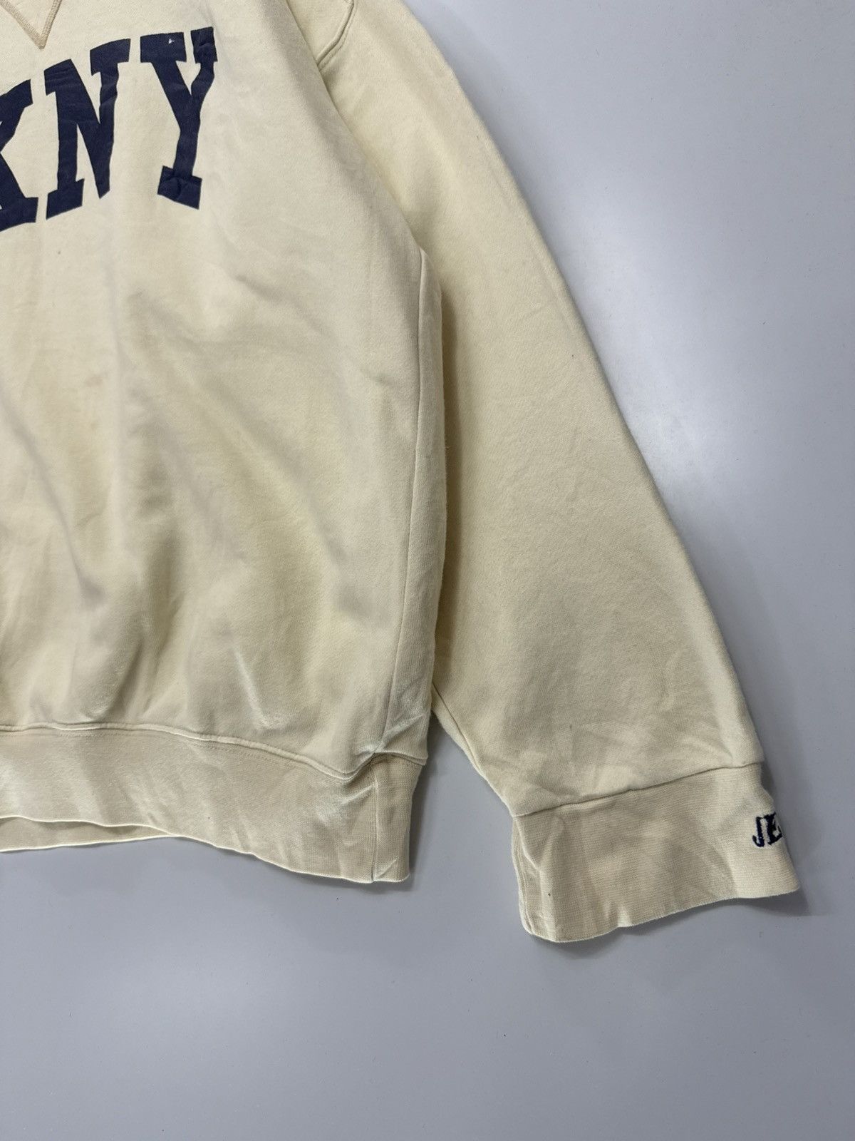 DKNY 🔥 Y2K DKNY Jeans Sweatshirt Crewneck Distressed Light Yellow Size US L / EU 52-54 / 3 - 2 Thumbnail