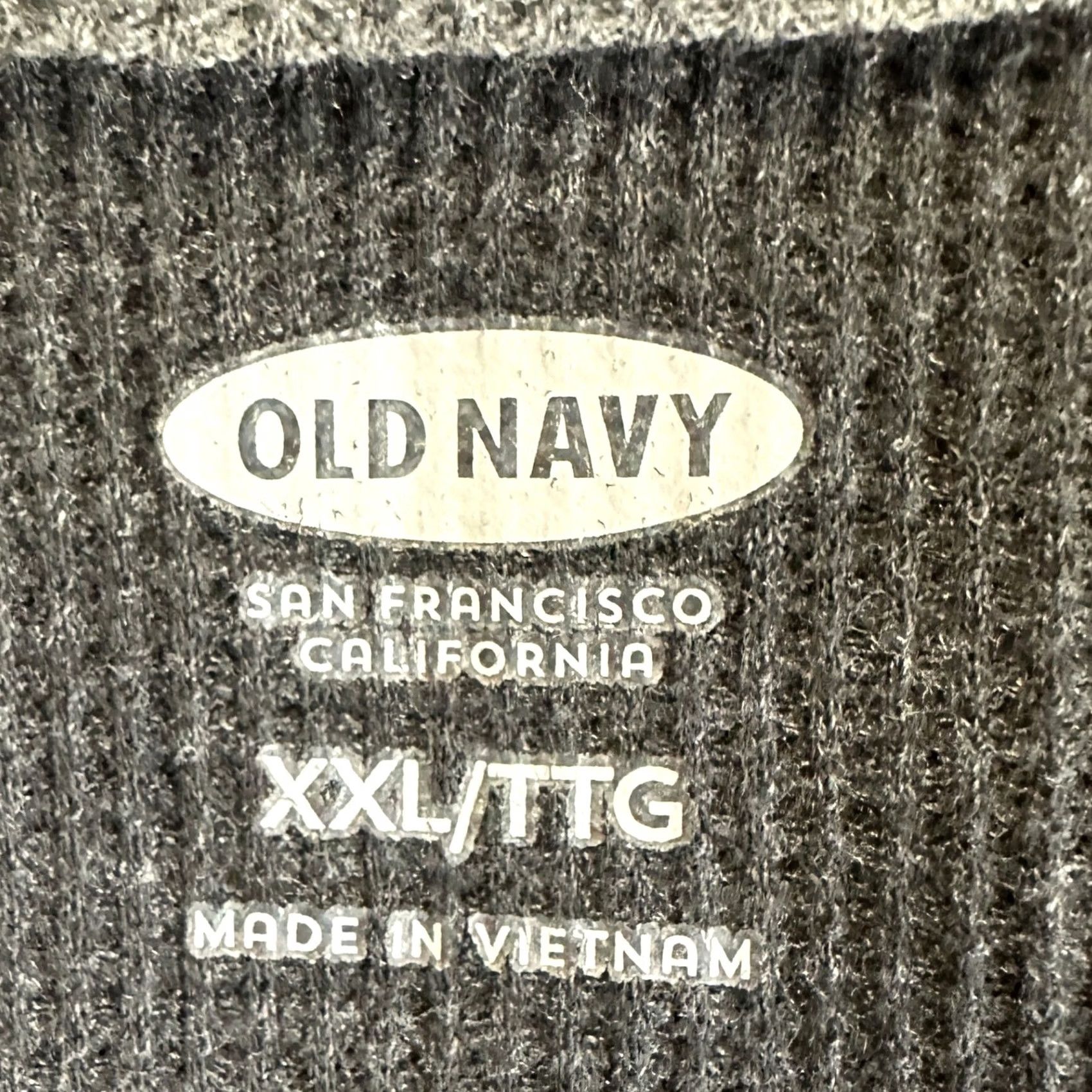 Old Navy Old Navy T-Shirt Men 2XL Gray Knit Crerneck Casual Long Sleeve Colorblock Size US XXL / EU 58 / 5 - 4 Thumbnail