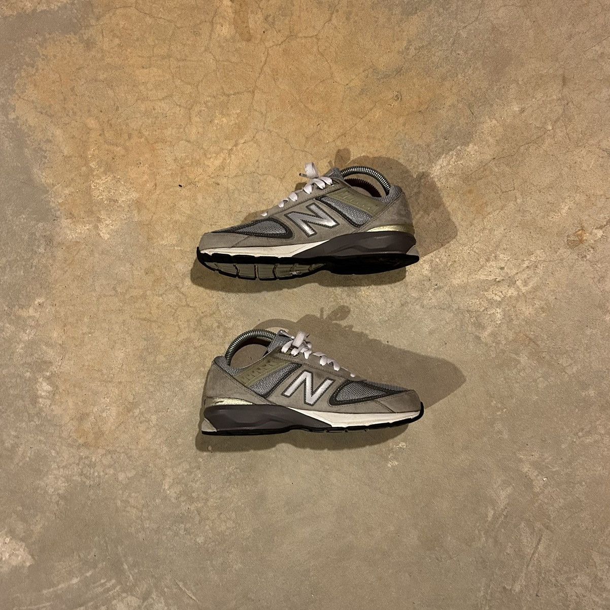 Japanese Brand × New Balance New Balance 990v5 Core Grey US 7 Size US 7 / EU 40 - 2 Thumbnail