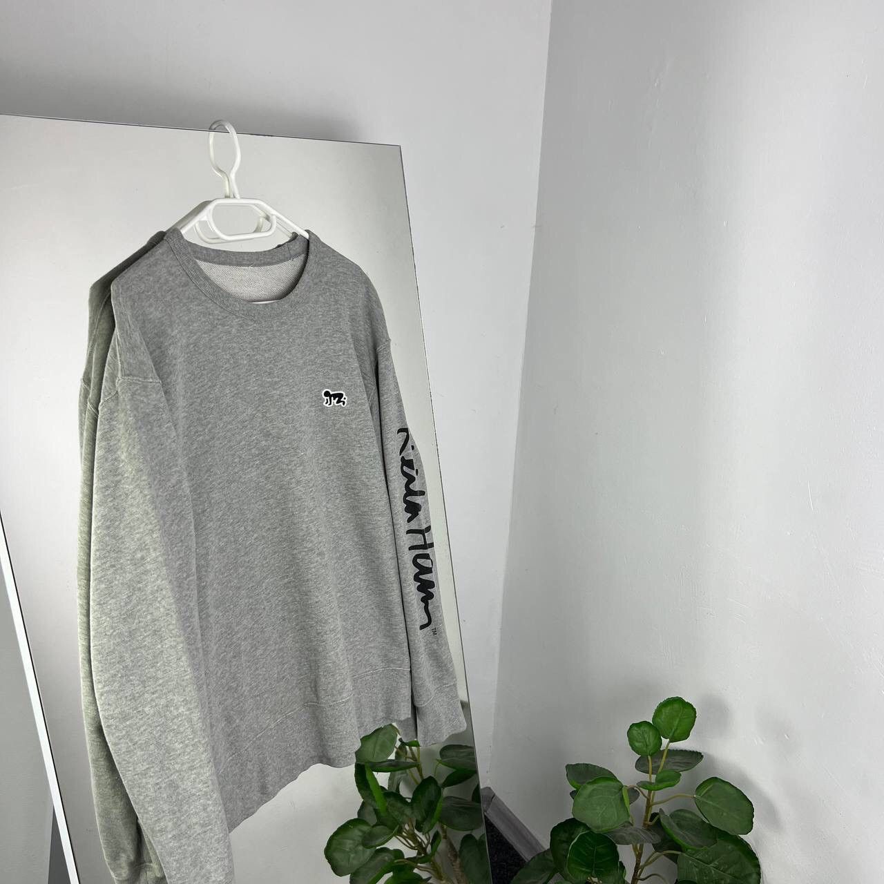 Keith Haring Keith Haring & Uniqlo Sweatshirt Big Print Y2k Style Size US L / EU 52-54 / 3 - 1 Thumbnail