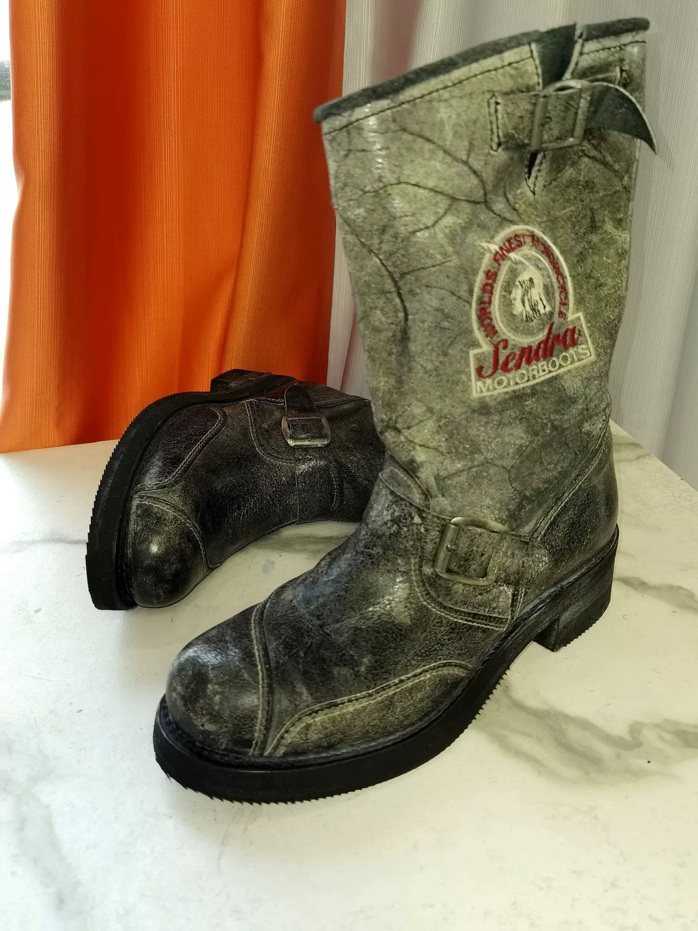 Red Wing Sendra 3565 Limited Distressed Engineer Boots Size US 10 / EU 43 - 1 Thumbnail