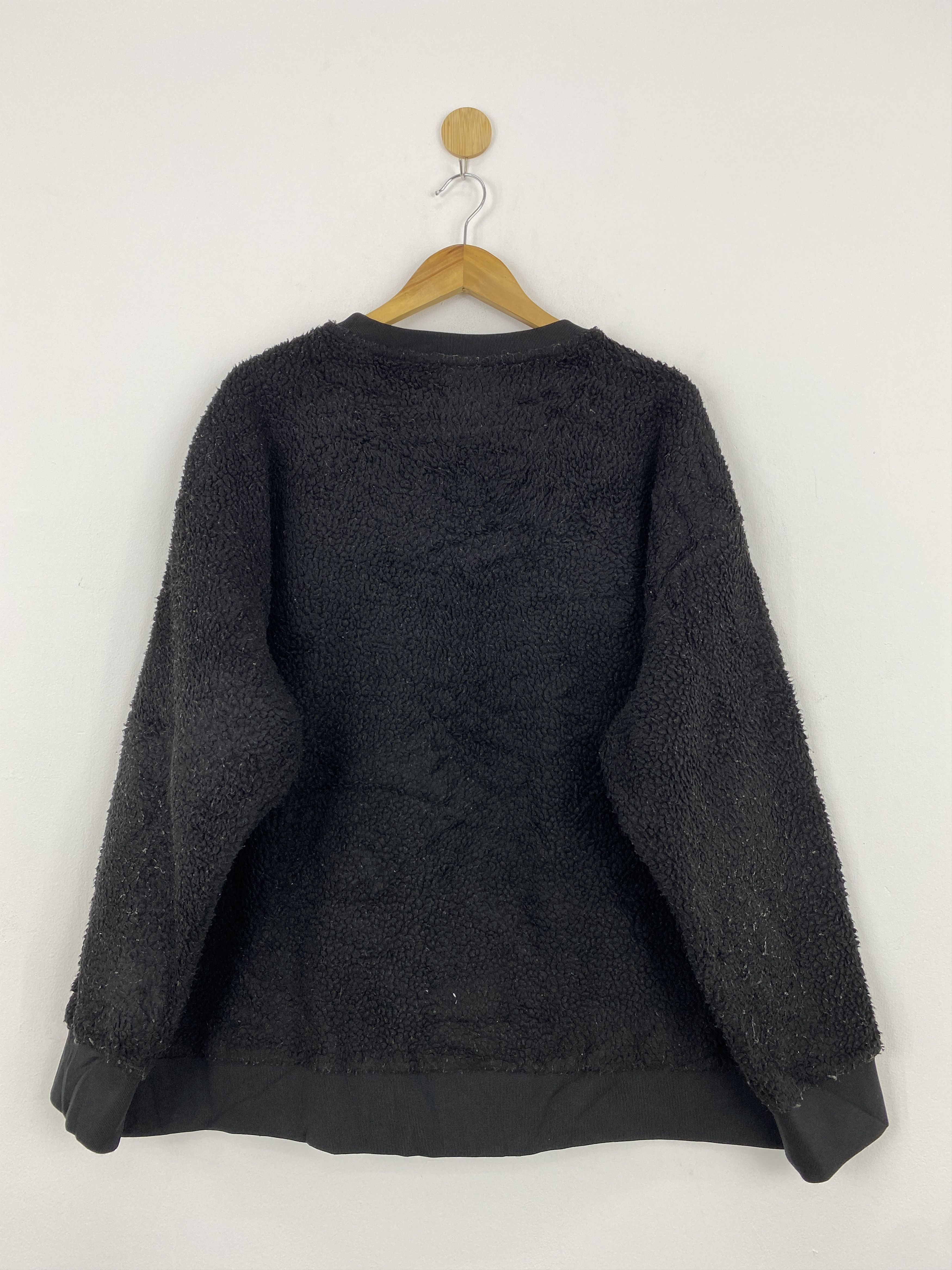 H&M × Vintage Vintage H&M Single Pocket Pullover Fleece Sweatshirt Size US XL / EU 56 / 4 - 3 Thumbnail