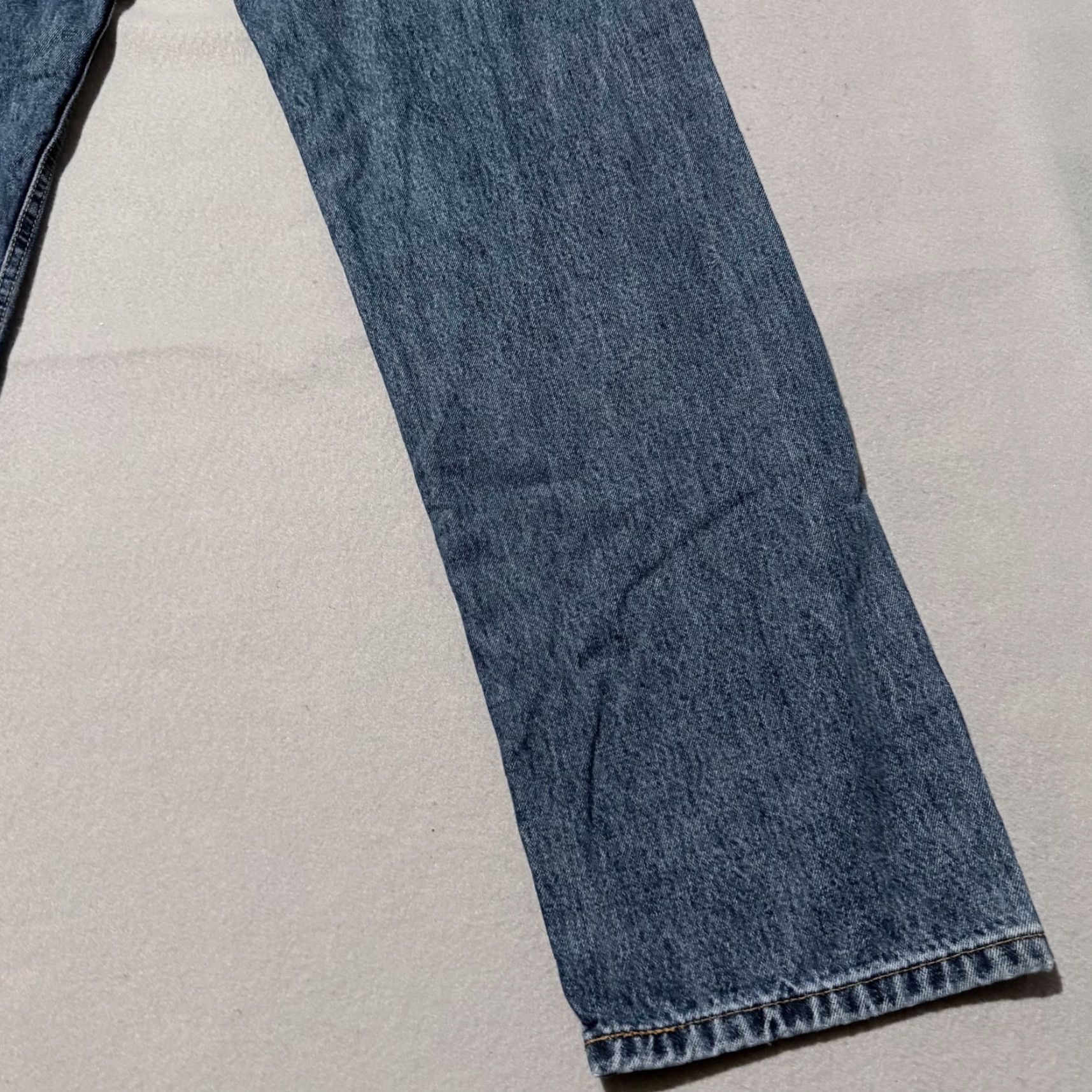 Levi's Levi's 505 Jeans Men Blue Denim Mid Rise Straight Classic Zip Fly 38x34 Size US 38 / EU 54 - 7 Thumbnail
