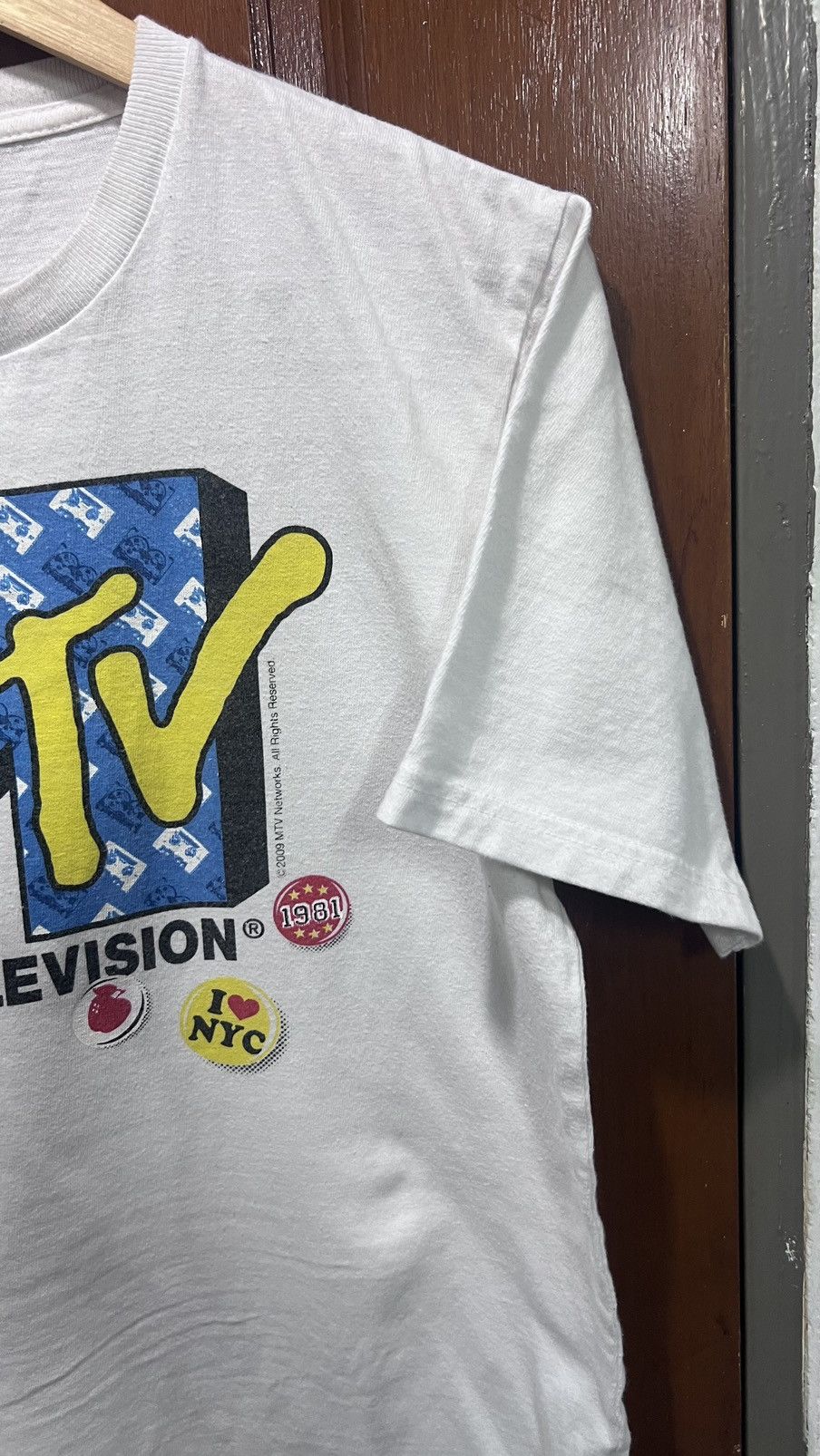 Mtv × Vintage Vintage MTV NETWORK 2009 Shirt Size US M / EU 48-50 / 2 - 5 Thumbnail