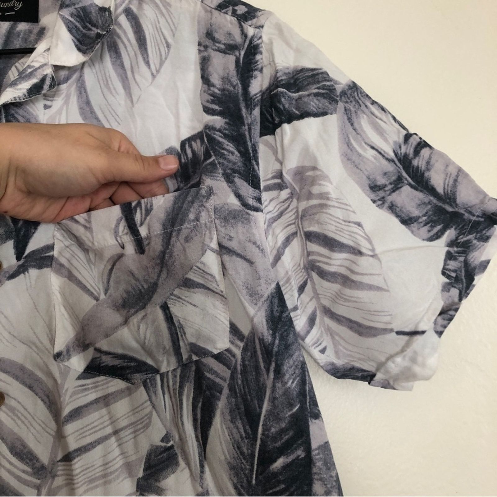Other Dirty Laundry Men's Casual Button Tropical Viscose Shirt Size US M / EU 48-50 / 2 - 2 Thumbnail