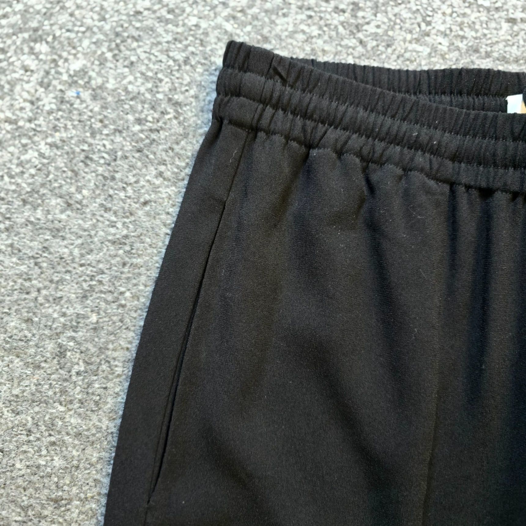 Vince Vince Pants Womens Size 0 Black Wide-Leg Pull On Pockets Casual Capsule Minimal Pants Wide-Leg 28in Inseam Womens Black Vince Pants Size 25" / US 0 / IT 36 - 3 Thumbnail