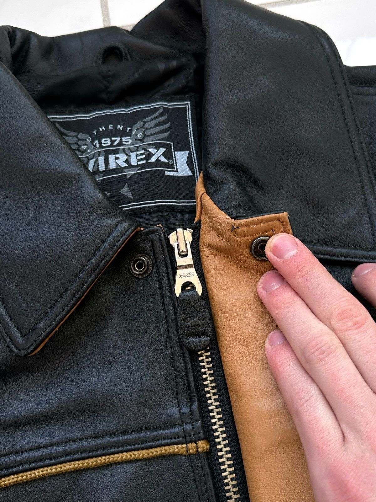 Avirex Vintage Avirex New York 1st Casino Tour Leather Jacket Size US L / EU 52-54 / 3 - 7 Thumbnail