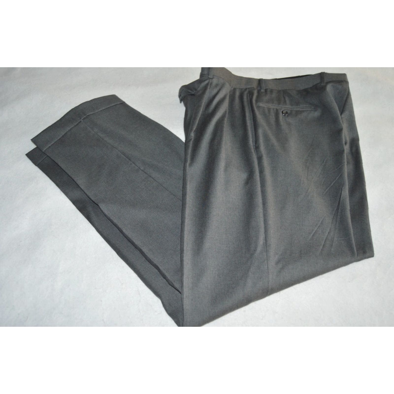 Jos. A. Bank Jos. A Bank 37 Reg Wool Signature Collection Traditional Fit Pleated Dress Pants Pants Mens Regular Gray Wool Dress Pants Size US 37 - 2 Thumbnail