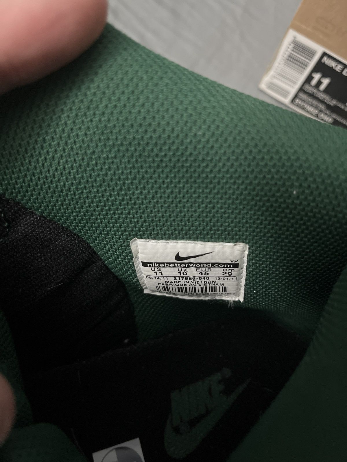 Nike ‘12 Gorge Green Dunk High Size US 11 / EU 44 - 9 Thumbnail