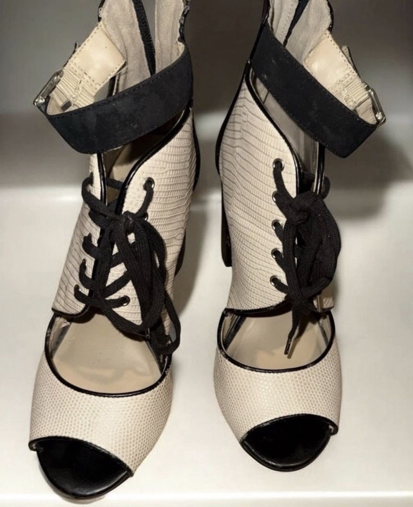 Juicy Couture Juicy Couture Y2K Vintage Leather Heels Lace Up Ankle Strap Size US 7 / IT 37 - 4 Thumbnail