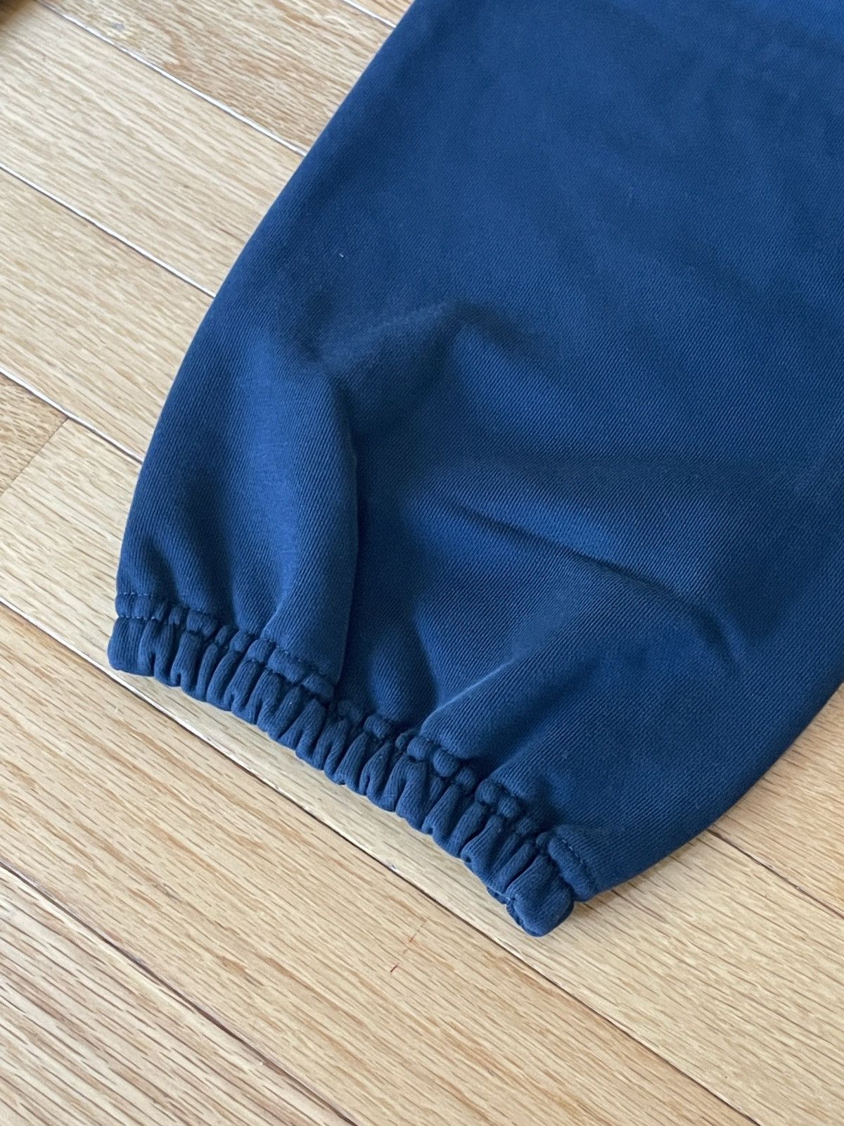 Balenciaga × Gap × Kanye West YGEBB Yeezy Gap Fleece Joggers Size Medium Size US 32 / EU 48 - 3 Thumbnail