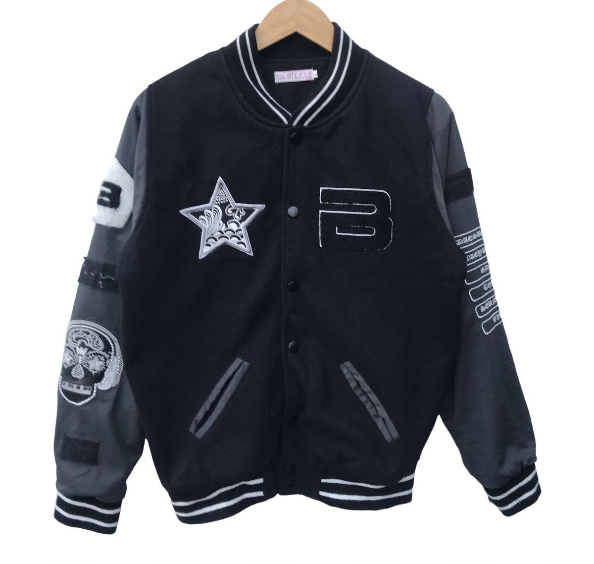 Band Tees BigBang K-Pop Band Varsity Jacket Size US M / EU 48-50 / 2 - 3 Thumbnail