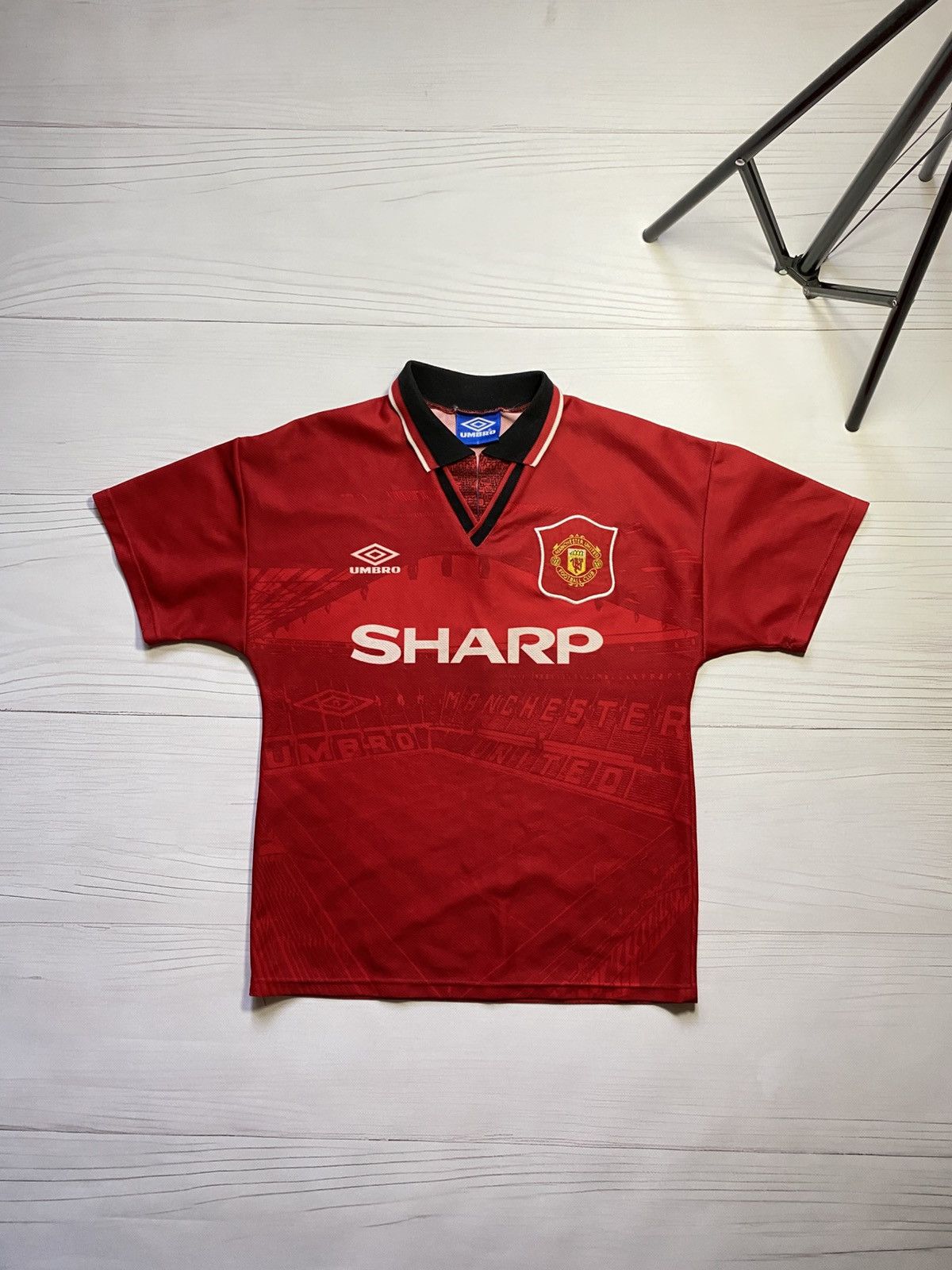 Umbro Vintage Manchester United 1994/95 home soccer jersey Young Size US XS / EU 42 / 0 - 1 Thumbnail