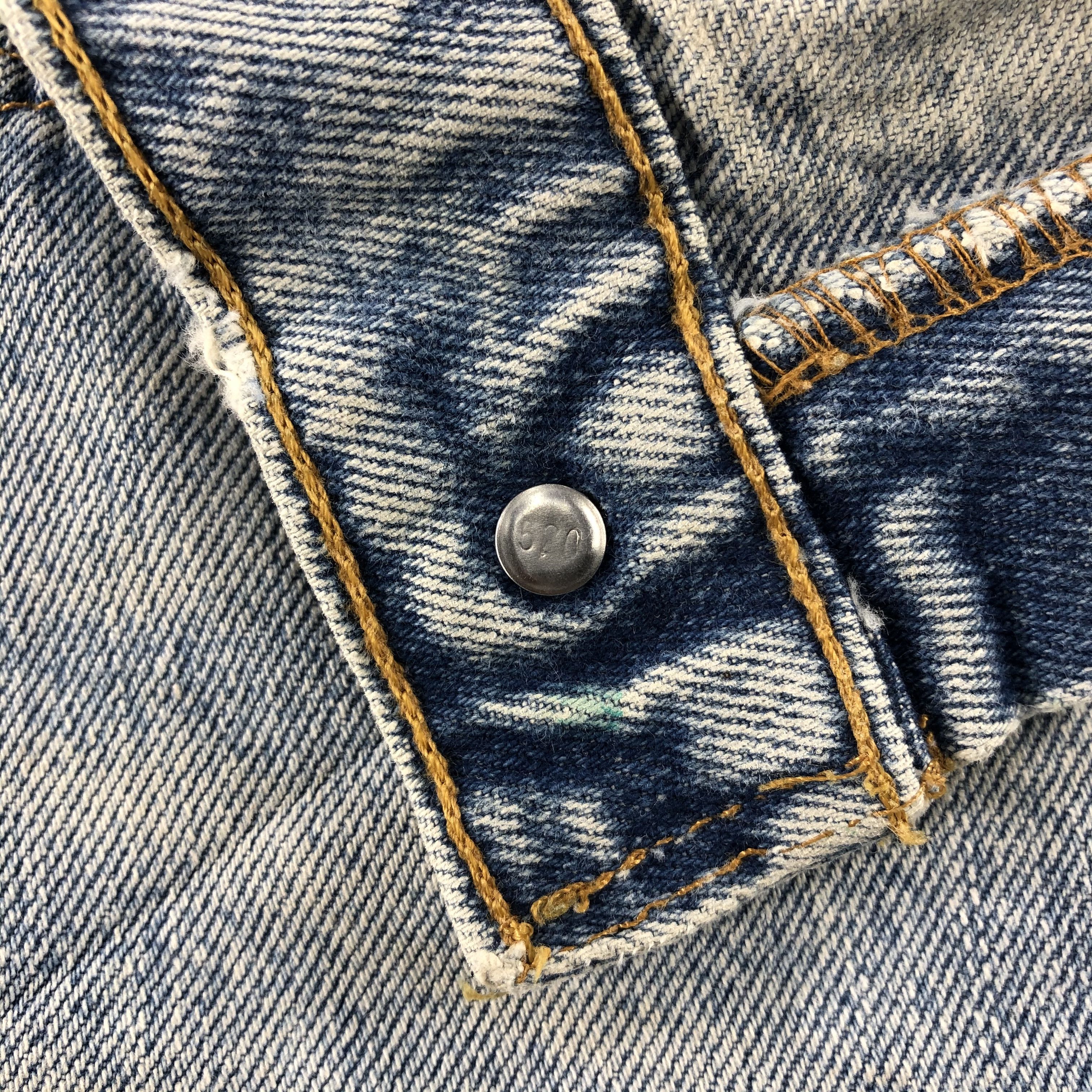 Levi's Vintage 90s Light Wash Levis 550 Jeans-J1248 Size US 29 - 10 Thumbnail