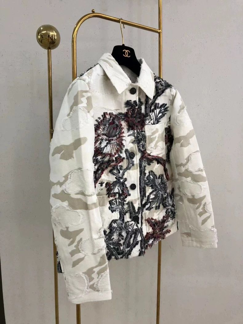 Dior Dior Three-dimensional embroidered coat Size XS / US 0-2 / IT 36-38 - 2 Thumbnail