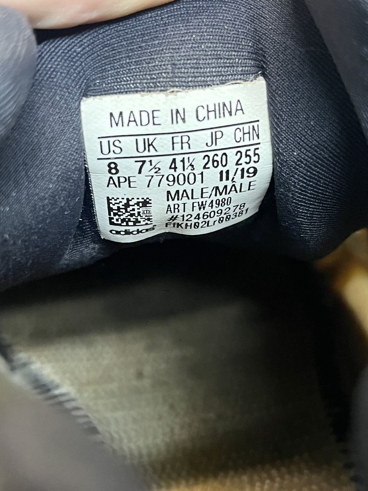 Yeezy 700 v3 Azael