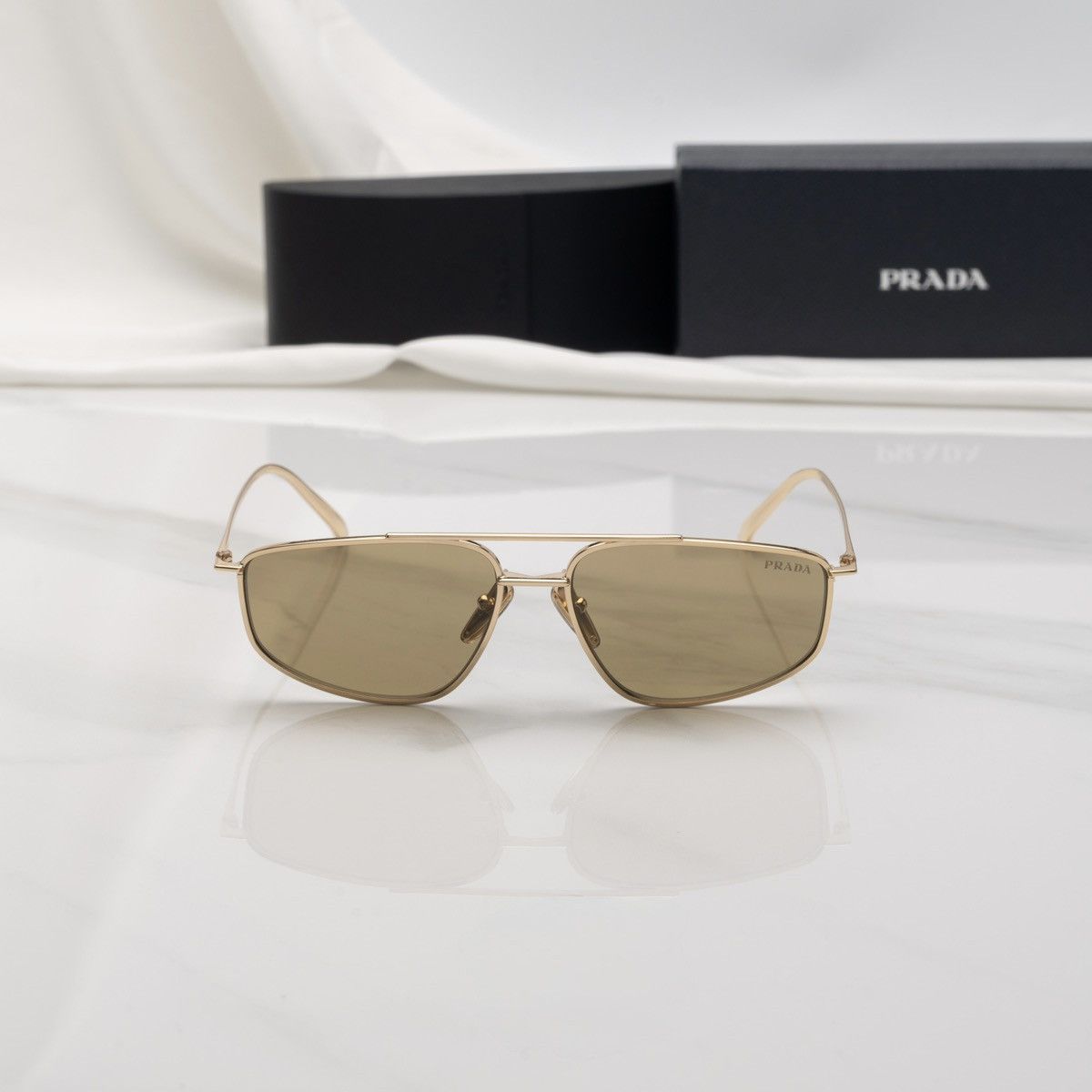 Prada NEW Prada Symbole sunglasses PR C51S 5AK70G Size ONE SIZE - 3 Thumbnail