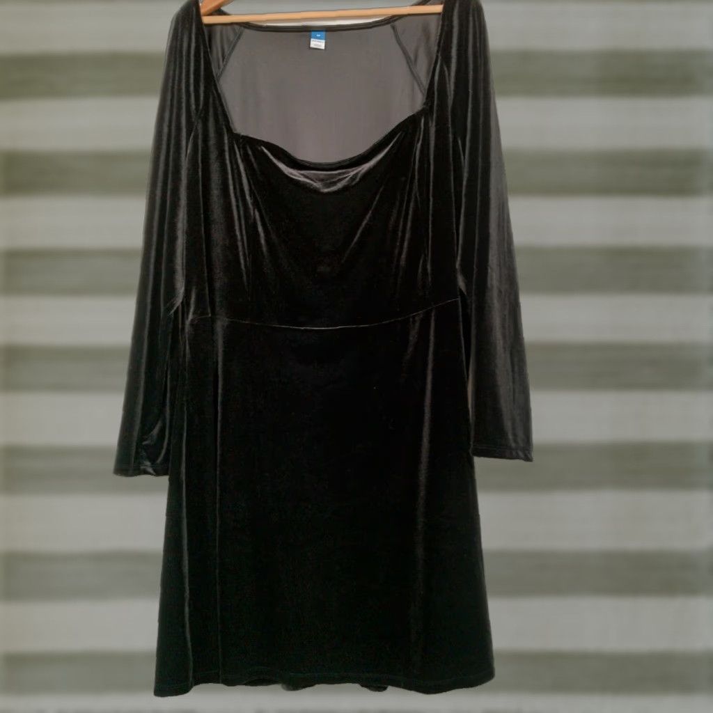 VINTAGE Old Navy Dress Plus Size 4X Flare Mini Black Jack Velour Long Sleeve  New