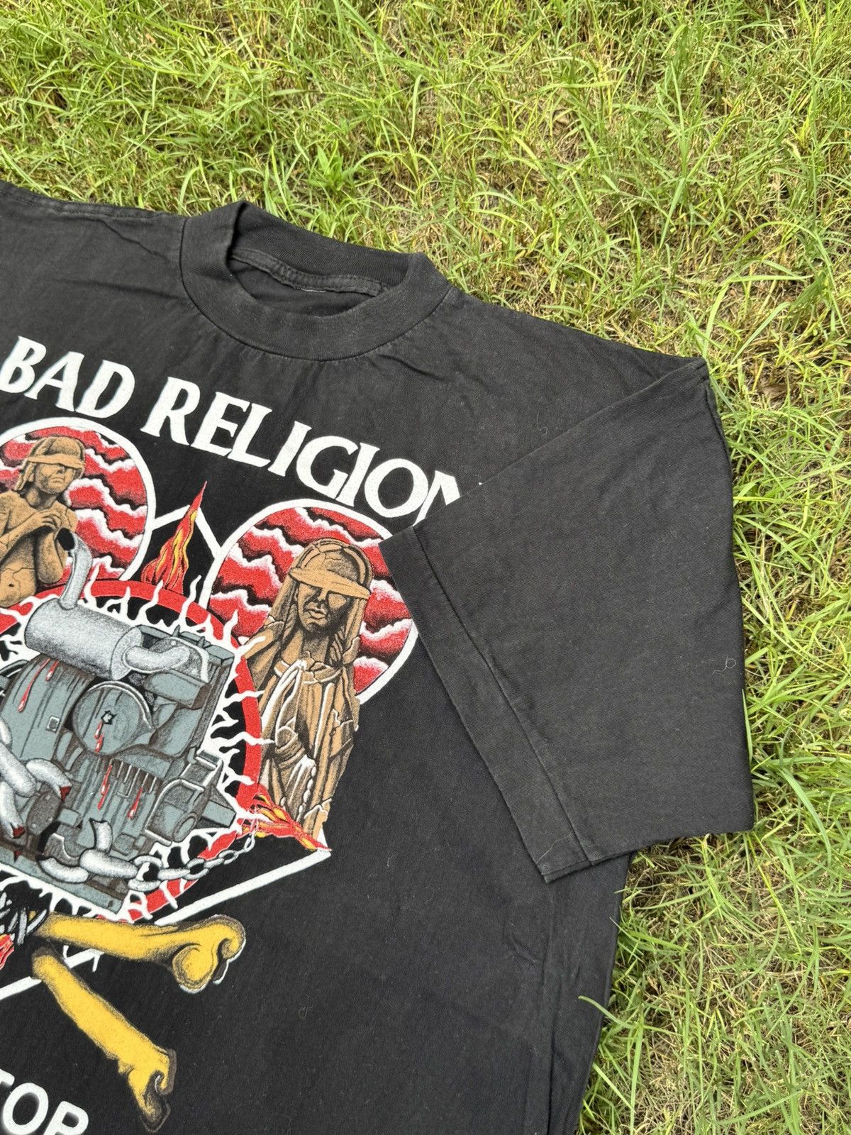 Vintage Vintage 1992 Bad Religion Generator Rock Bend T-Shirt Rare Size US XL / EU 56 / 4 - 5 Thumbnail