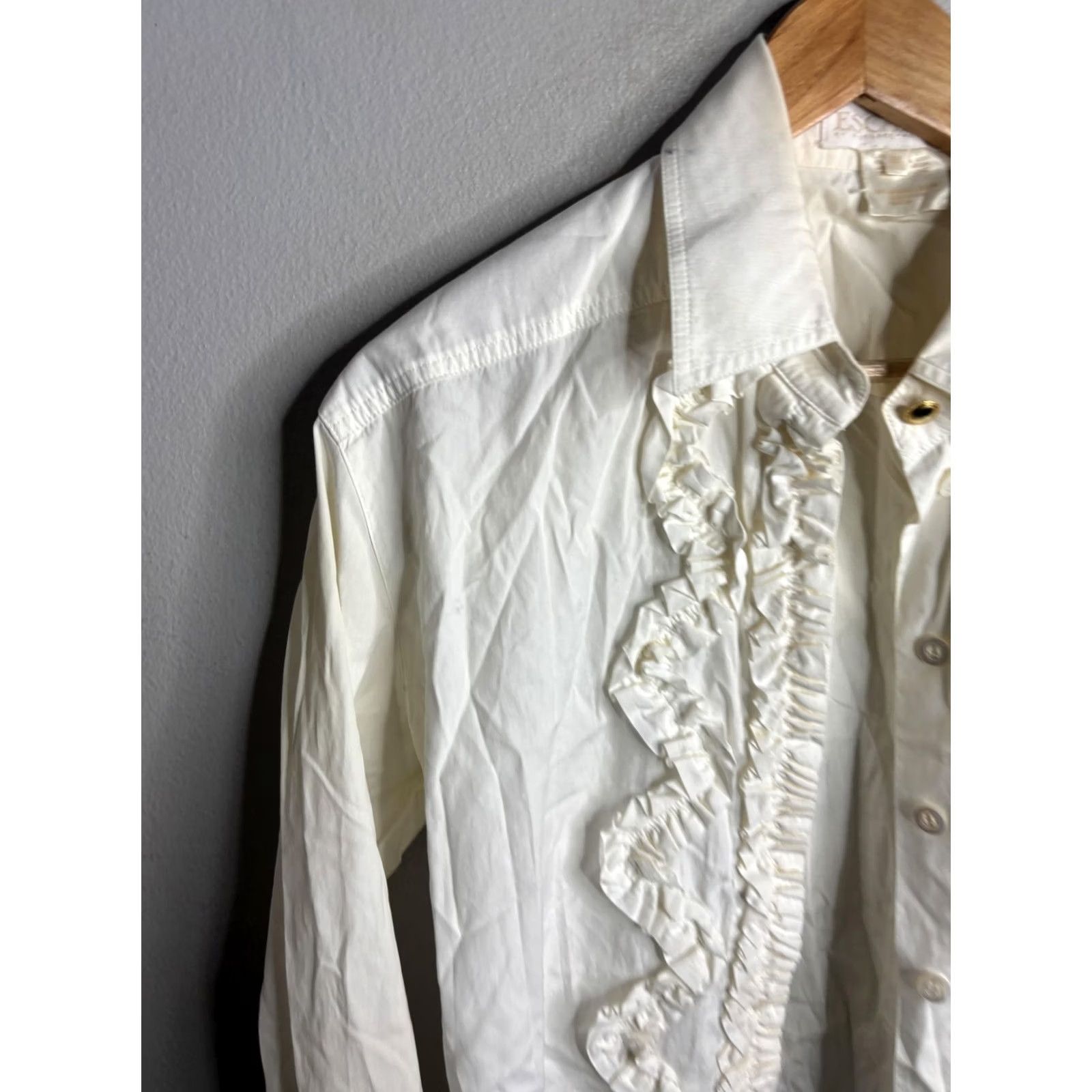 Escada VINTAGE Escada Blouse Womens 38 White Ruffle Front Button Down Long Sleeve Size XS / US 0-2 / IT 36-38 - 2 Thumbnail
