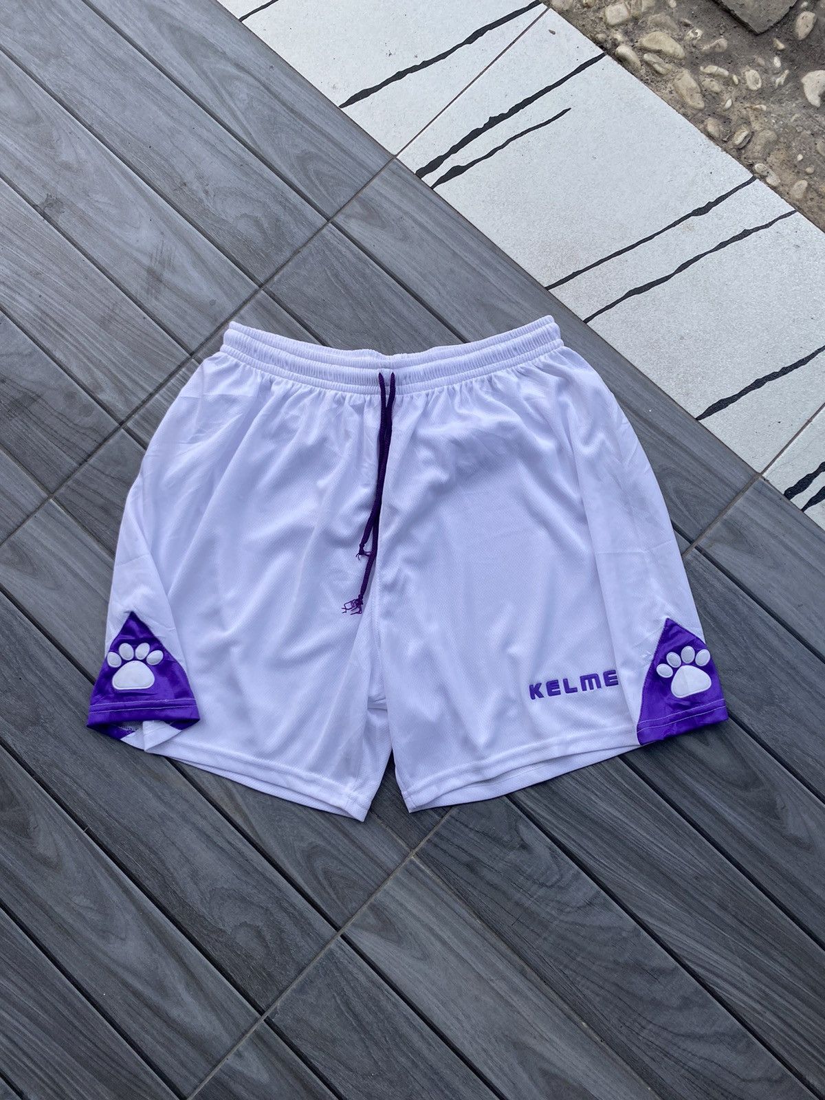 Vintage 💸NEED GONE💸Vintage real madrid home shorts 1997/98 by Kelme Size US 34 / EU 50 - 1 Thumbnail
