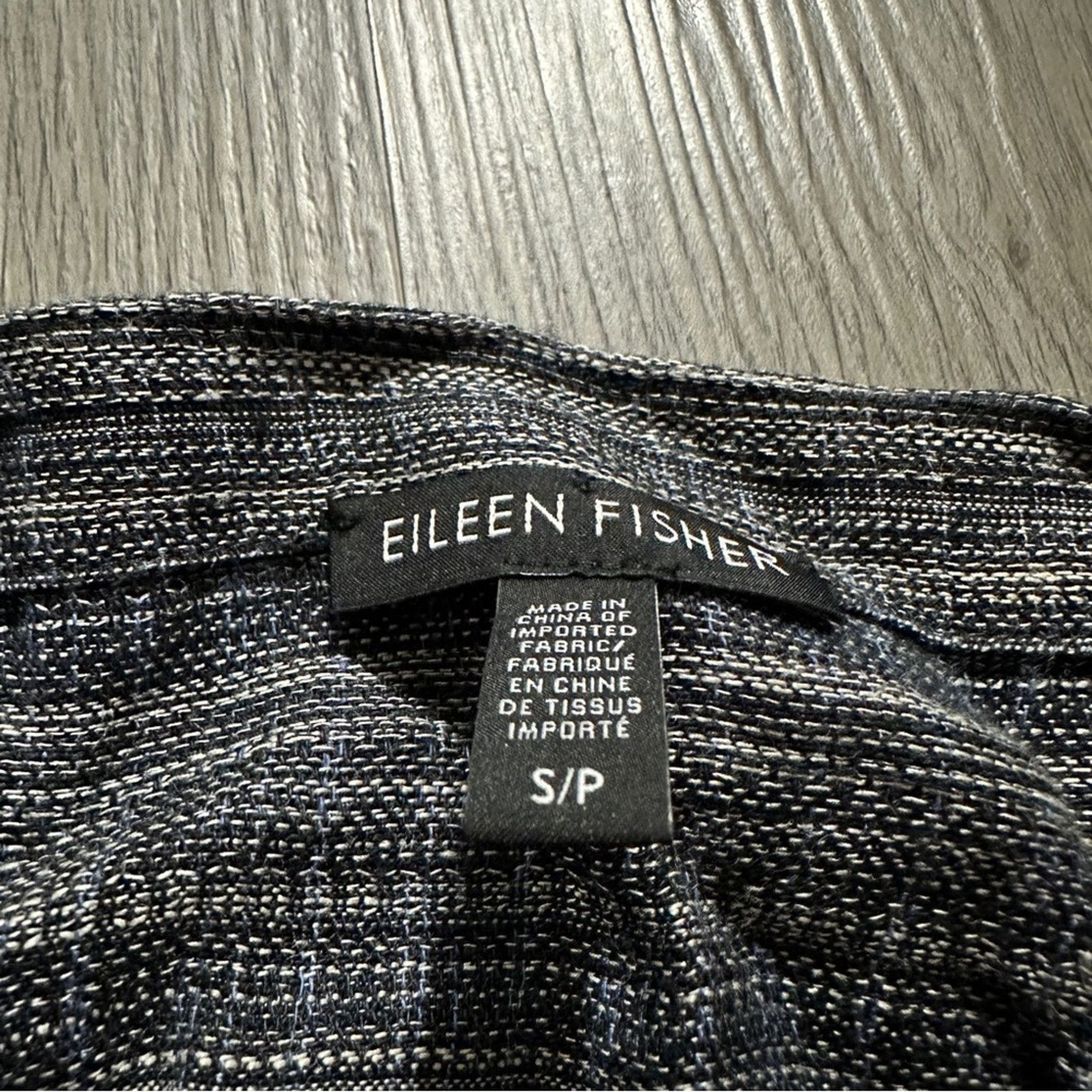 Eileen Fisher Eileen Fisher Coastline Organic Linen Button Down Tunic Top Size S / US 4 / IT 40 - 8 Thumbnail