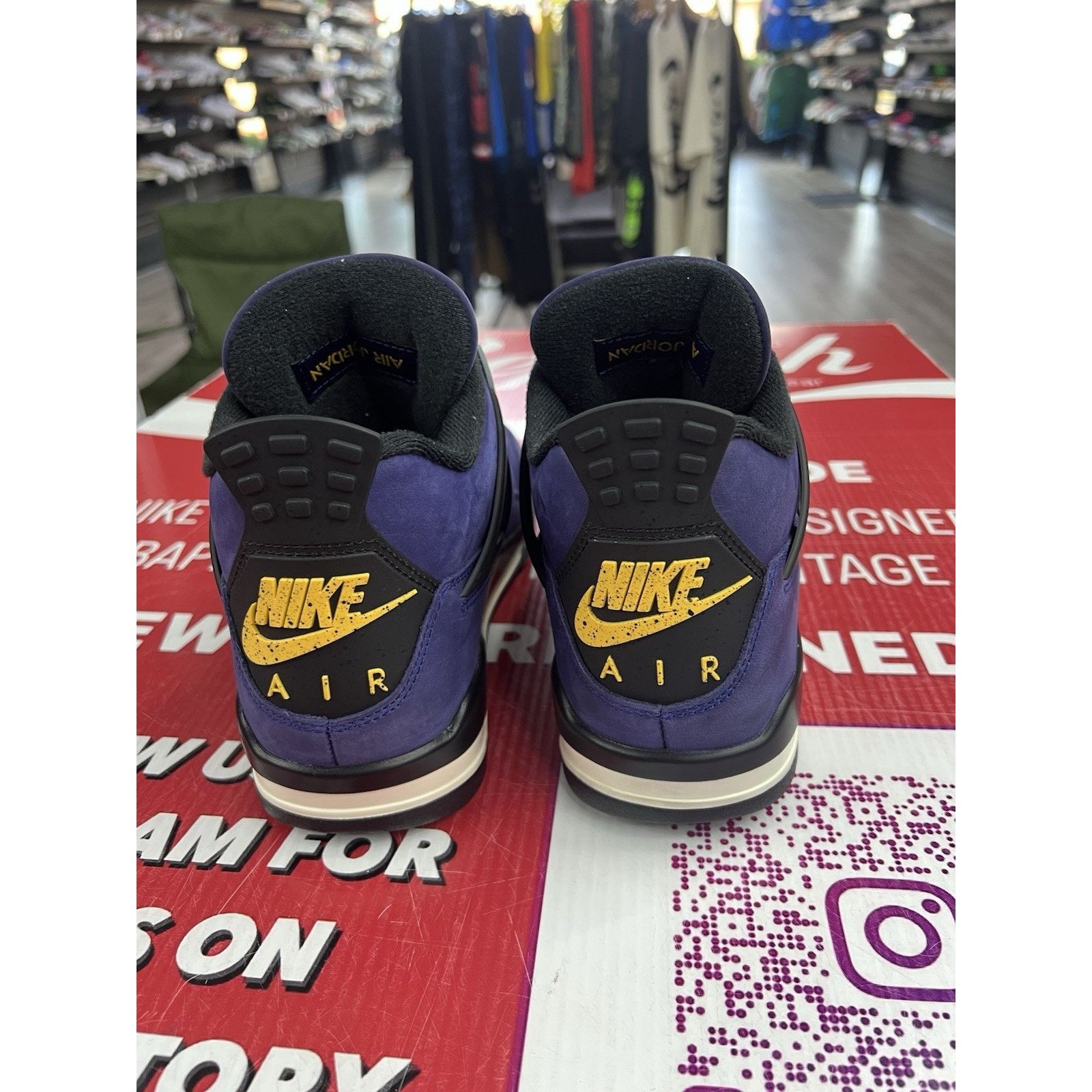 Jordan Brand Air Jordan 4 Retro Lakers Size 8 FV5029-500 Size US 8 / EU 41 - 3 Thumbnail