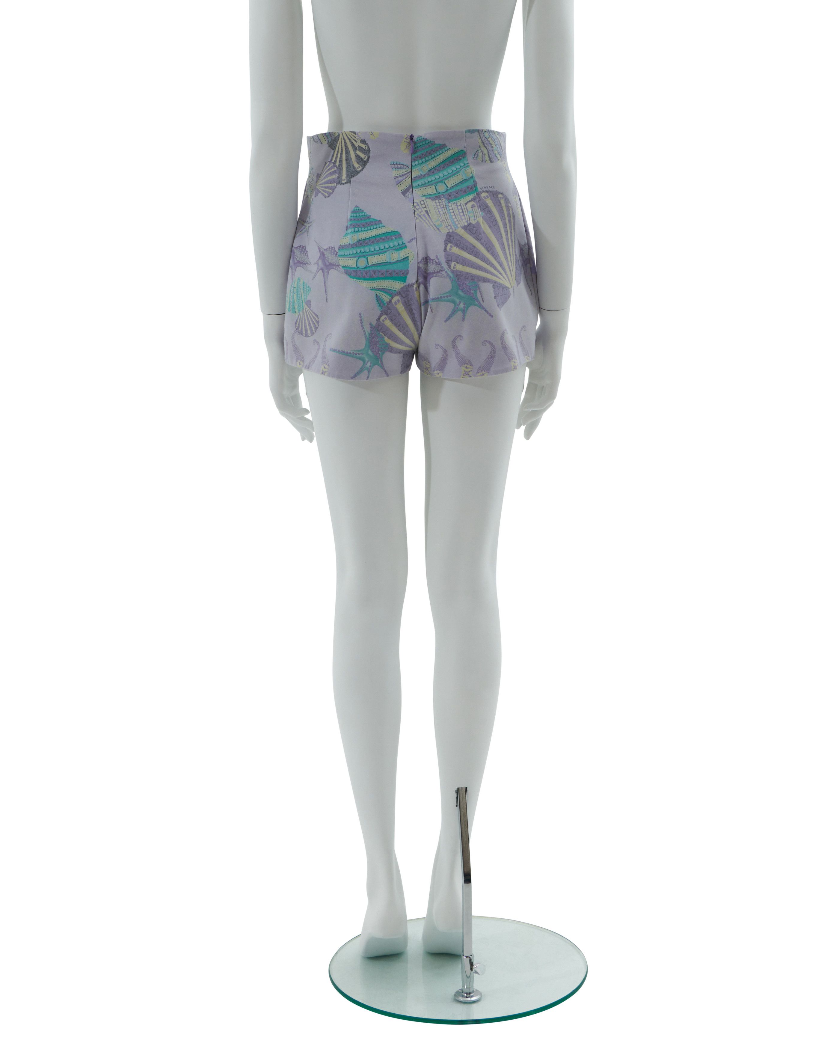 Versace by Donatella S/S 2012 Seashell printed shorts Size 28" / US 6 / IT 42 - 4 Thumbnail