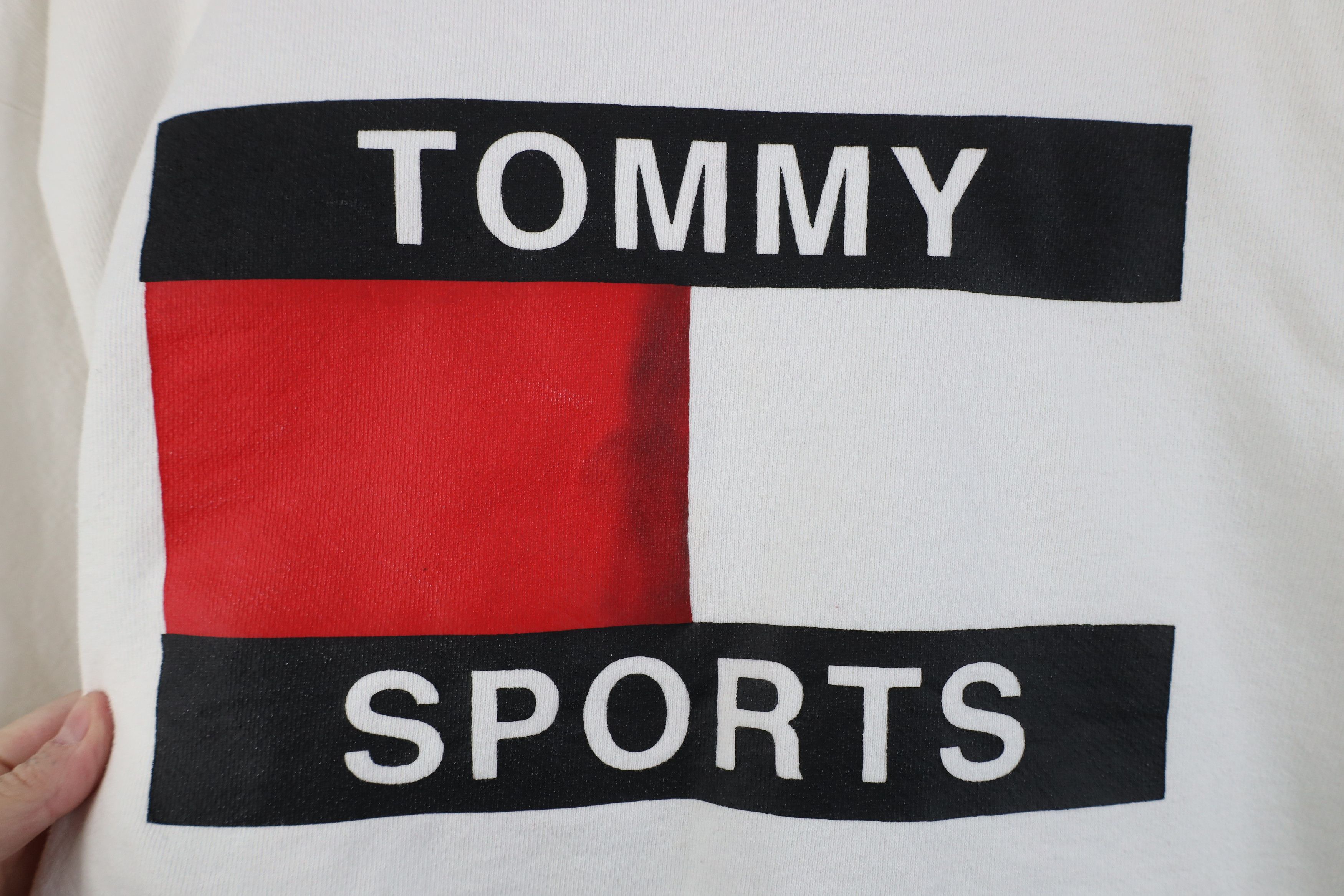 Vintage Vintage 90s Streetwear Tommy Sports Sweatshirt White USA Size US M / EU 48-50 / 2 - 4 Thumbnail