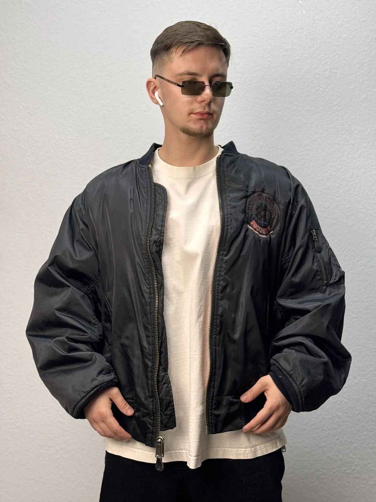 Alpha Industries OKAMOTO Security INDUSTRIES MA1 BOMBER JACKET FADED COLORS Size US L / EU 52-54 / 3 - 8 Thumbnail