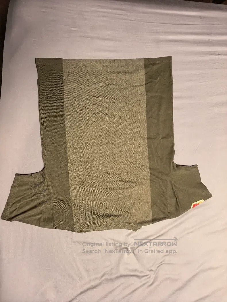 Valentino Valentino Army green short-sleeved T-shirt Size US M / EU 48-50 / 2 - 2 Thumbnail