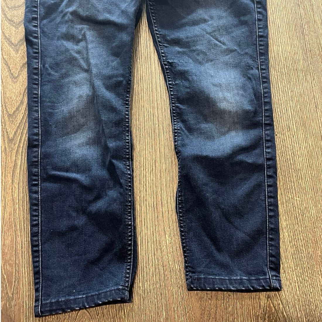 7 For All Mankind 7 For All Mankind The Skinny Jeans Mid Rise Denim Size 27 Size 27" / US 4 / IT 40 - 2 Thumbnail
