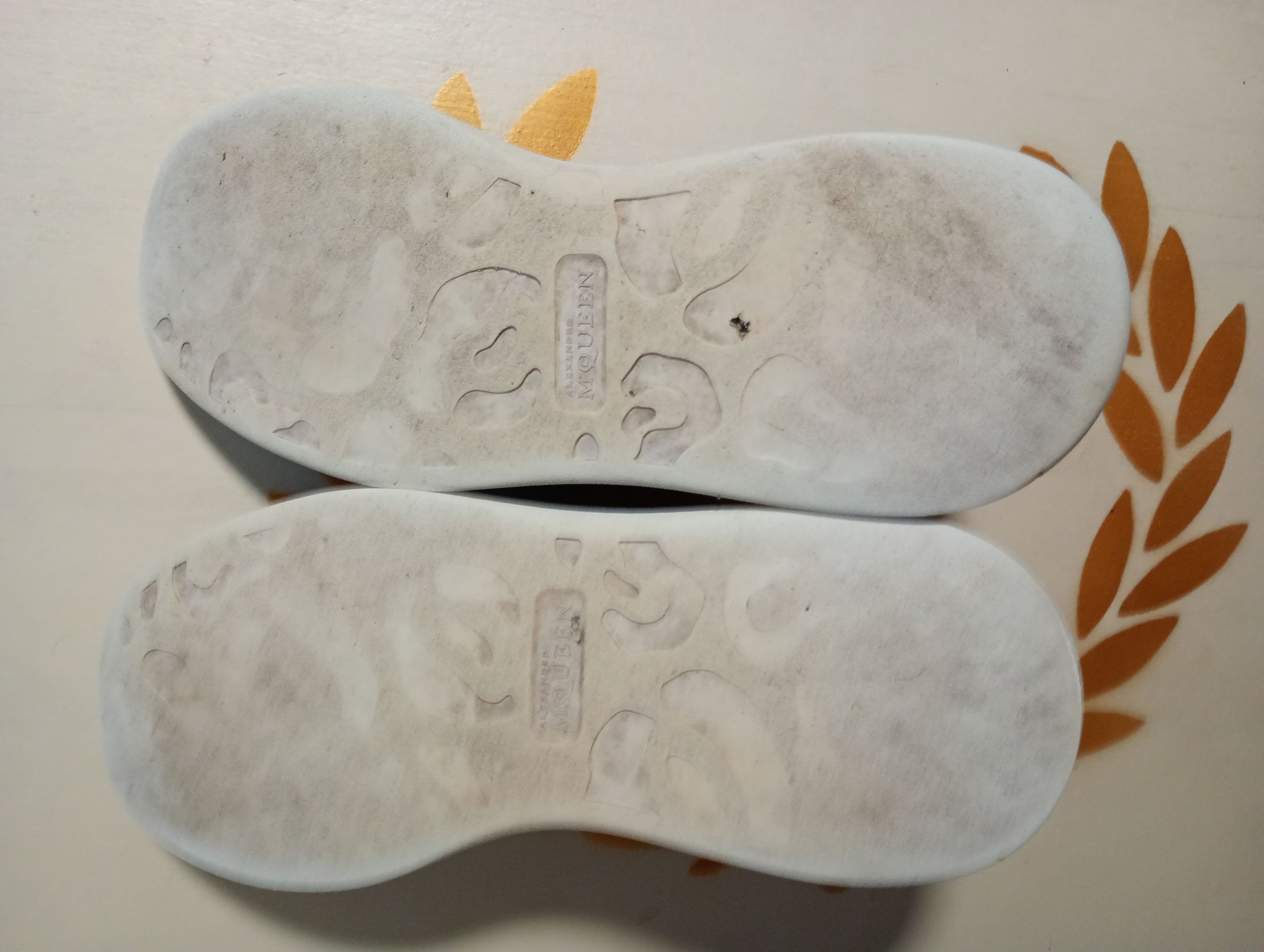 Alexander McQueen Alexander McQueen Sneakers Size US 8 / EU 41 - 14 Thumbnail