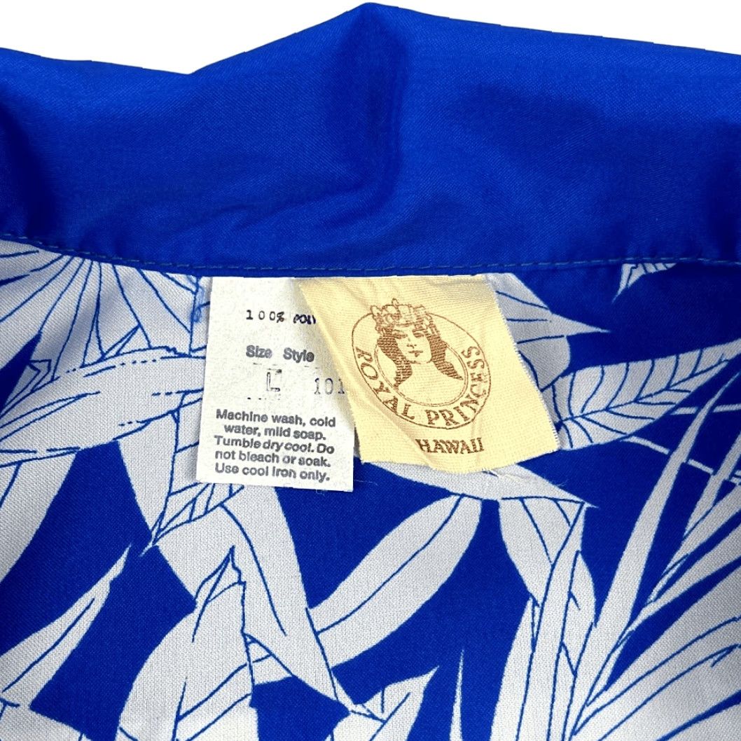 Vintage VINTAGE Royal Princess of Hawaii Blue Floral Button-Up Shirt Adult LARGE 80s Hawaiian Spread Collar Short Sleeve Mens Mens Size US L / EU 52-54 / 3 - 3 Thumbnail