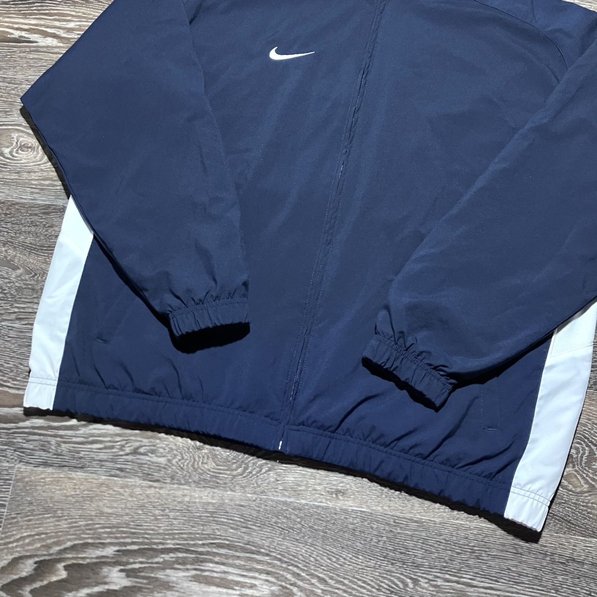 Nike Vintage NIKE Embroidered Mini Swoosh Baggy Fit Tracksuit Size US XL / EU 56 / 4 - 6 Thumbnail