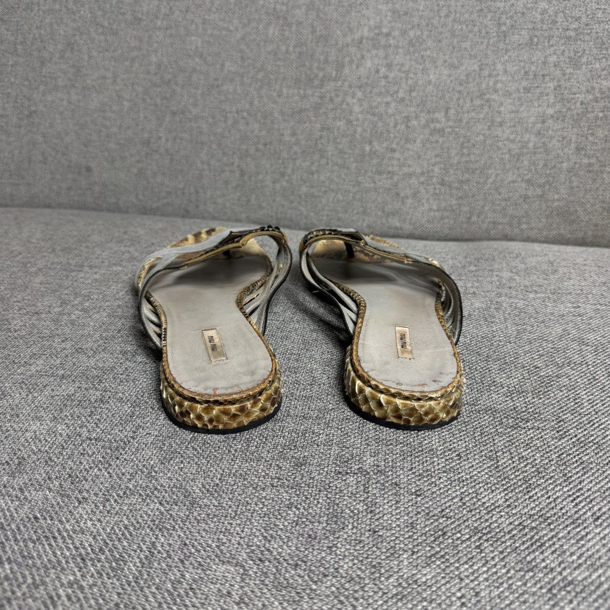 Miu Miu Vintage Miu Miu Python Leather Flip Flops Sandals 39 Size US 9 / IT 39 - 7 Thumbnail