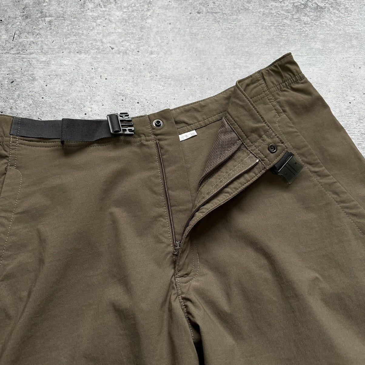Vintage Mens Nike ACG Cargo Dri-Fit Pants Velvet Brown Size M Size US 32 / EU 48 - 10 Thumbnail